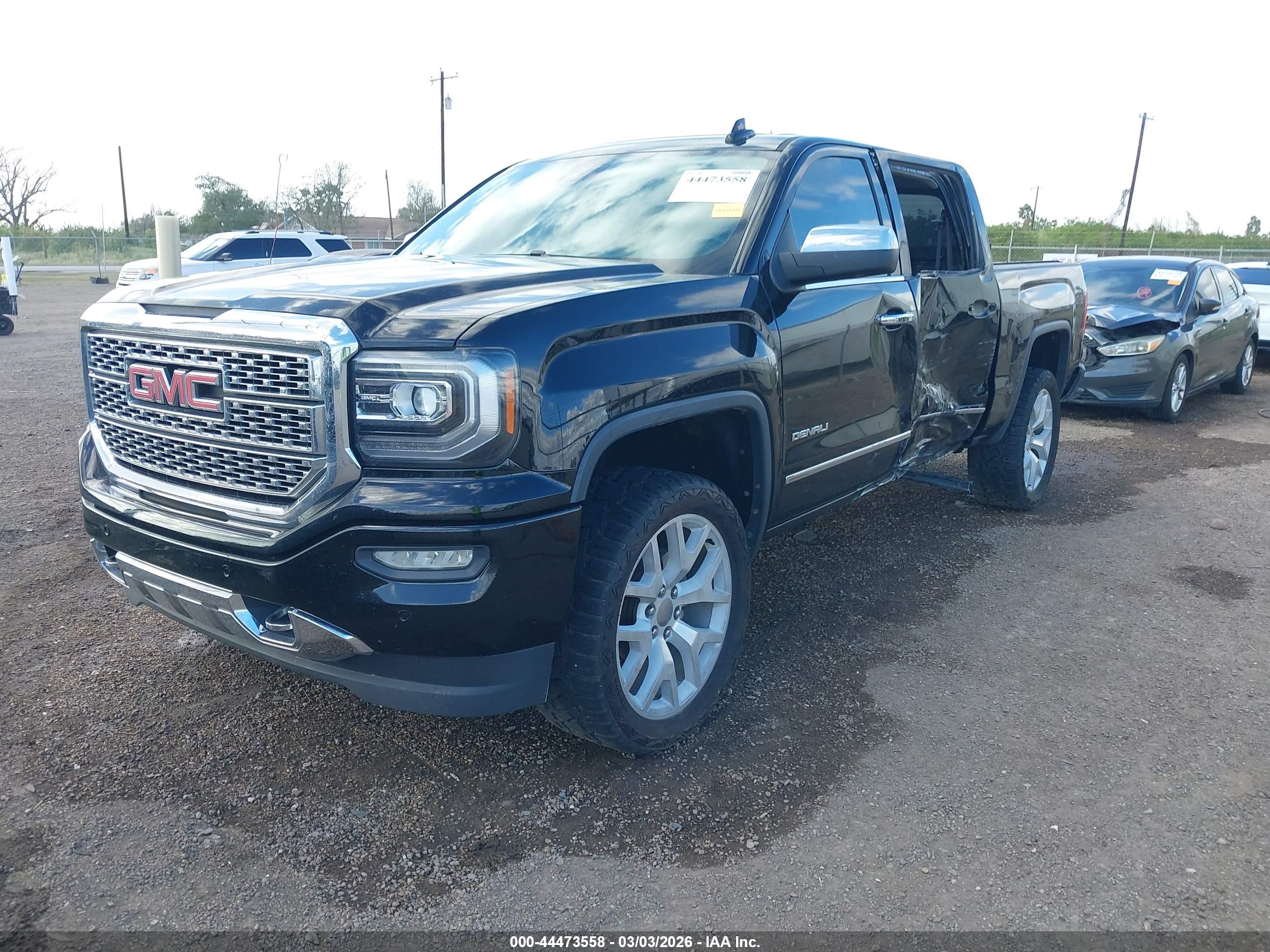 GMC SIERRA image 2