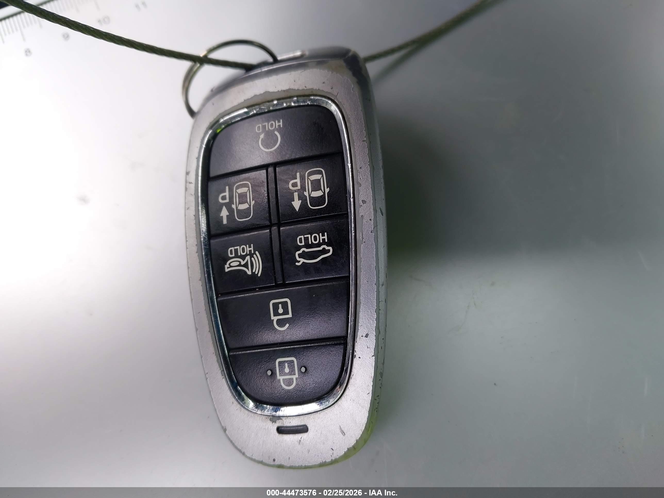 HYUNDAI SONATA image 11