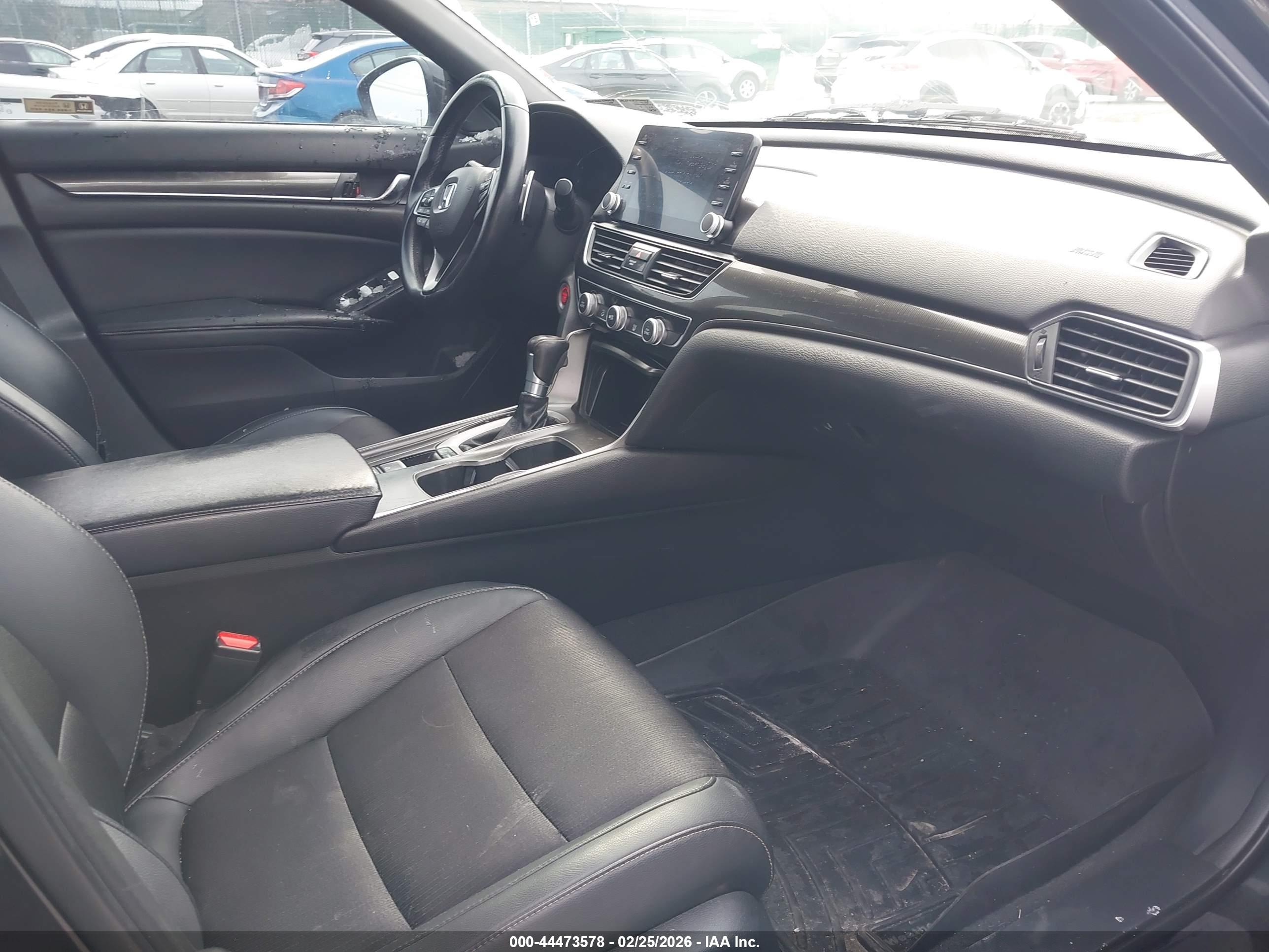 HONDA ACCORD image 5