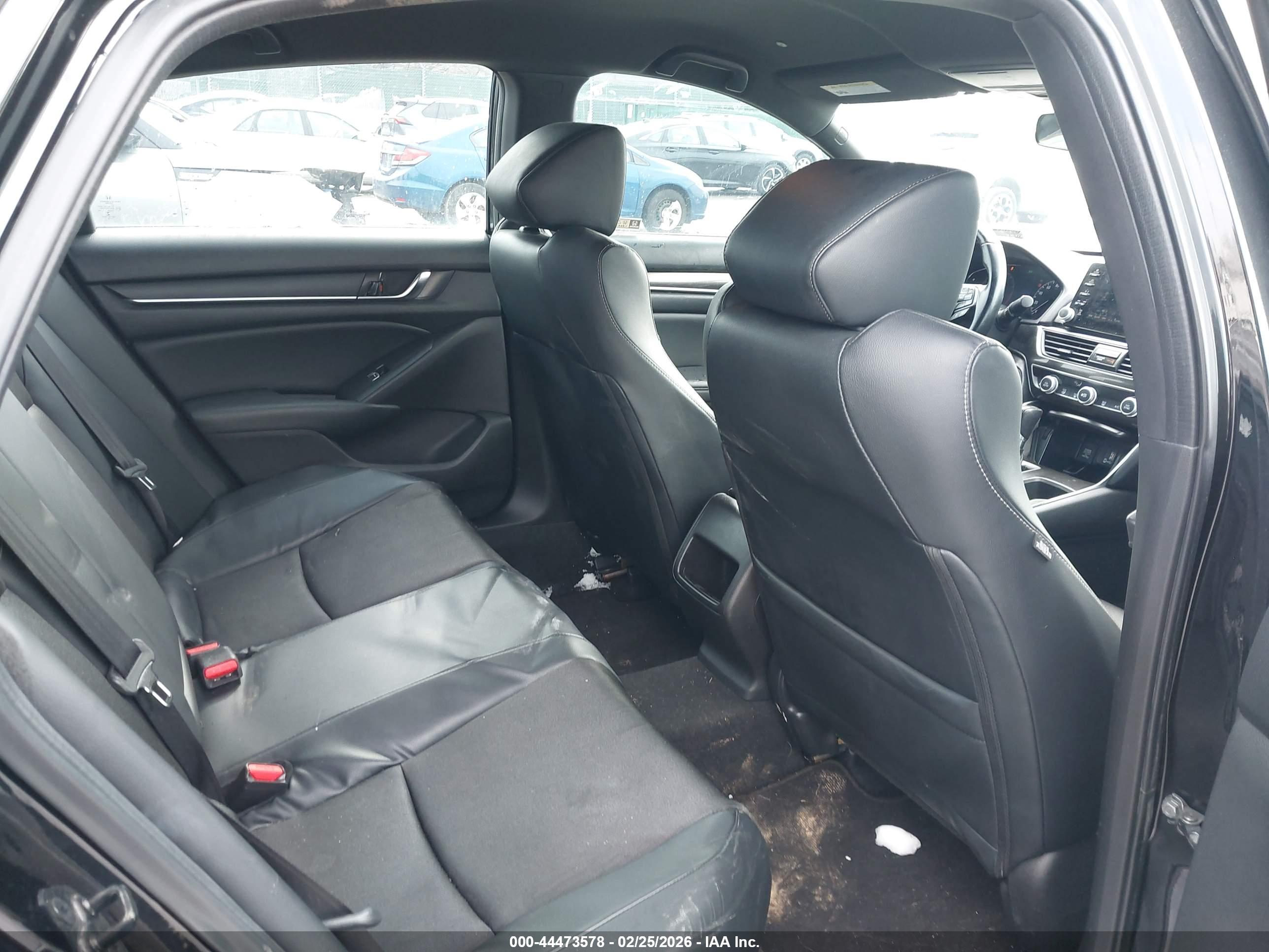 HONDA ACCORD image 8