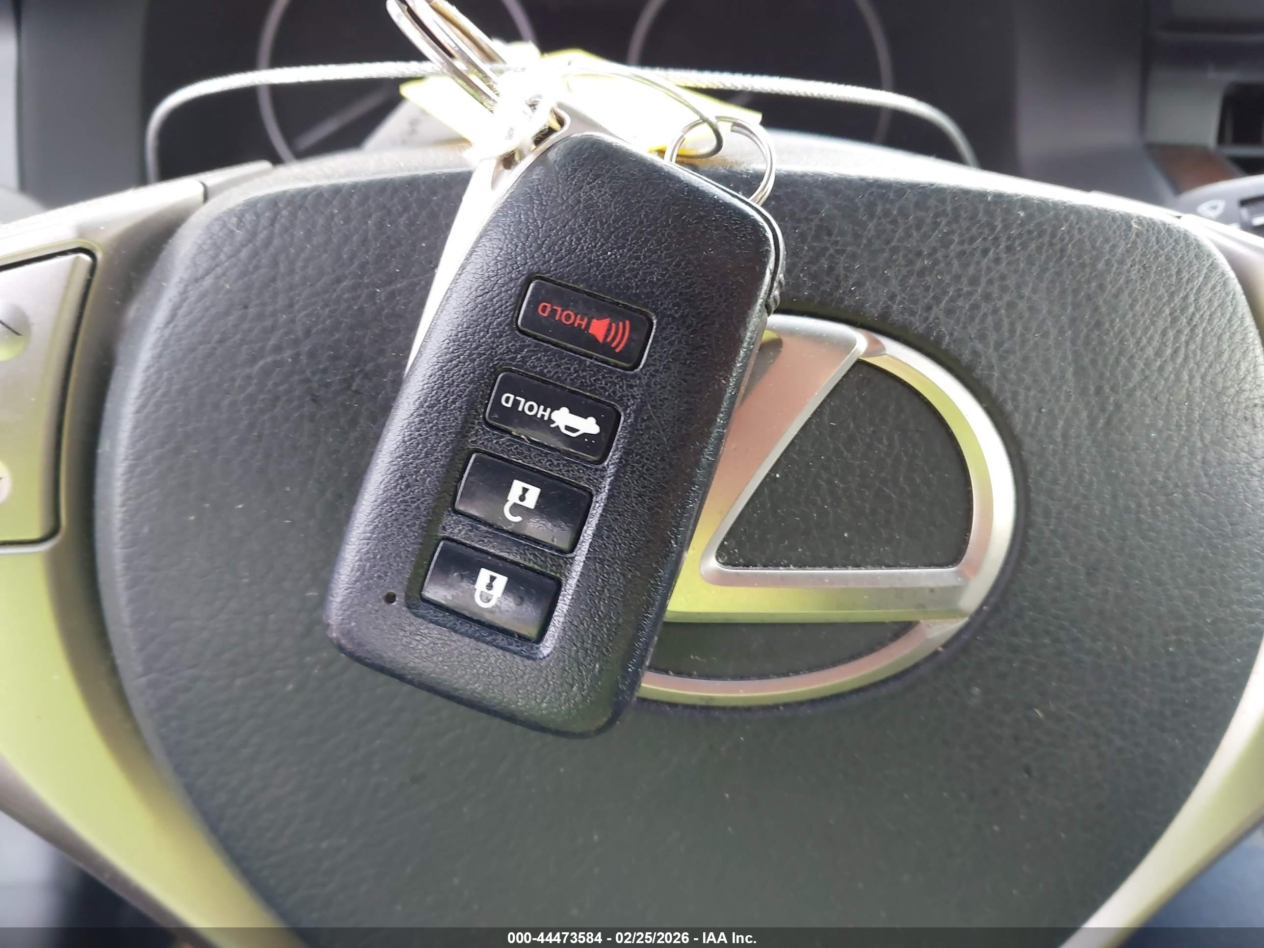 LEXUS ES image 11