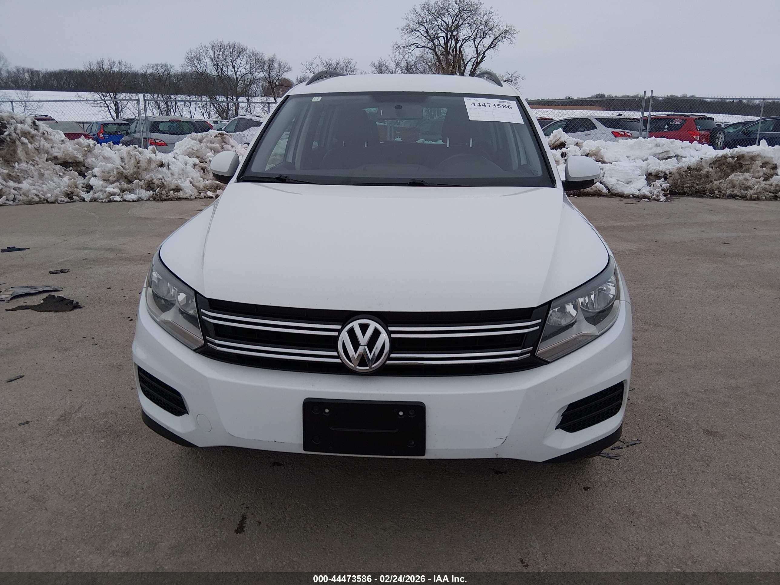 VOLKSWAGEN TIGUAN image 6