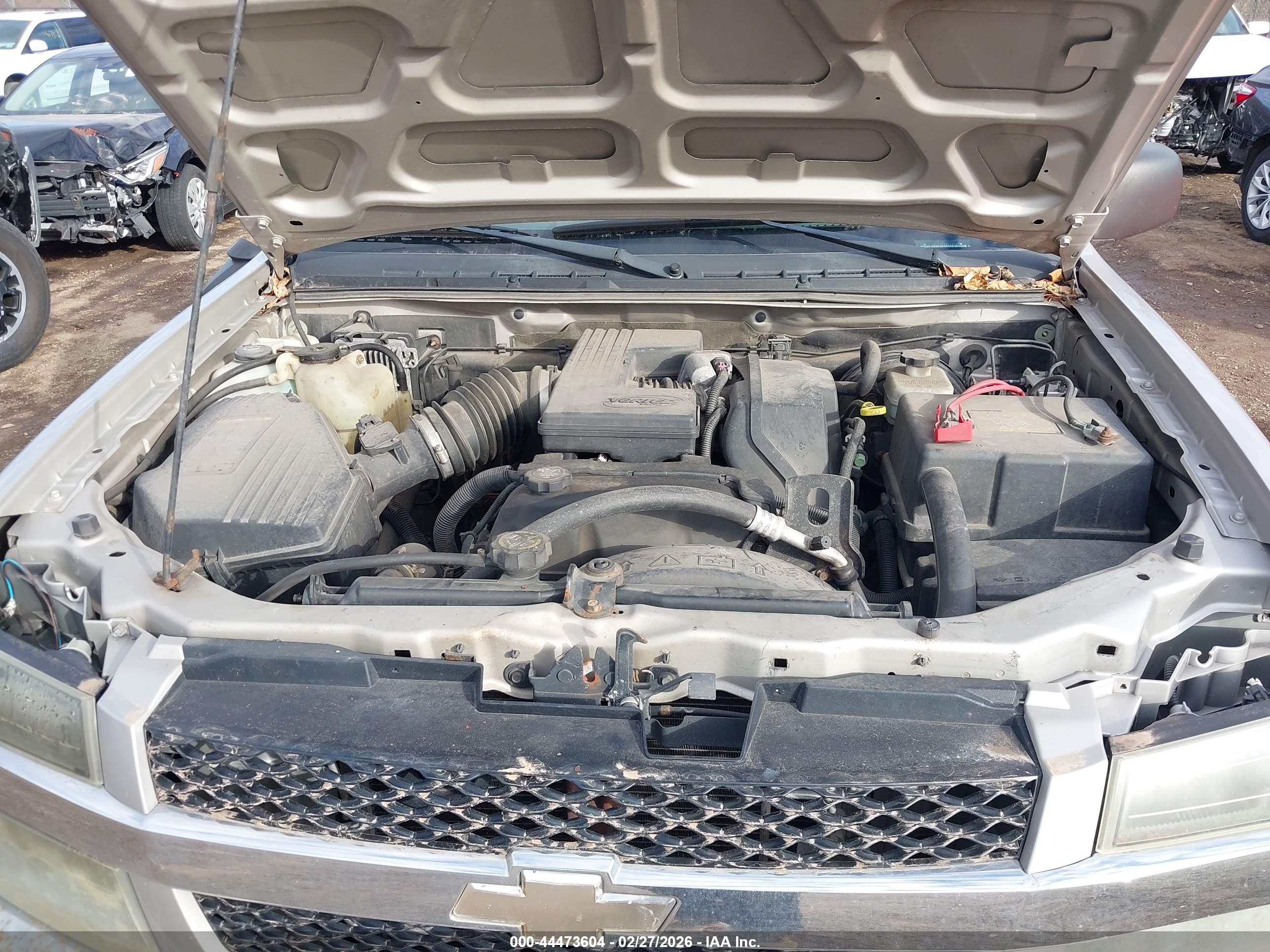 CHEVROLET COLORADO image 10