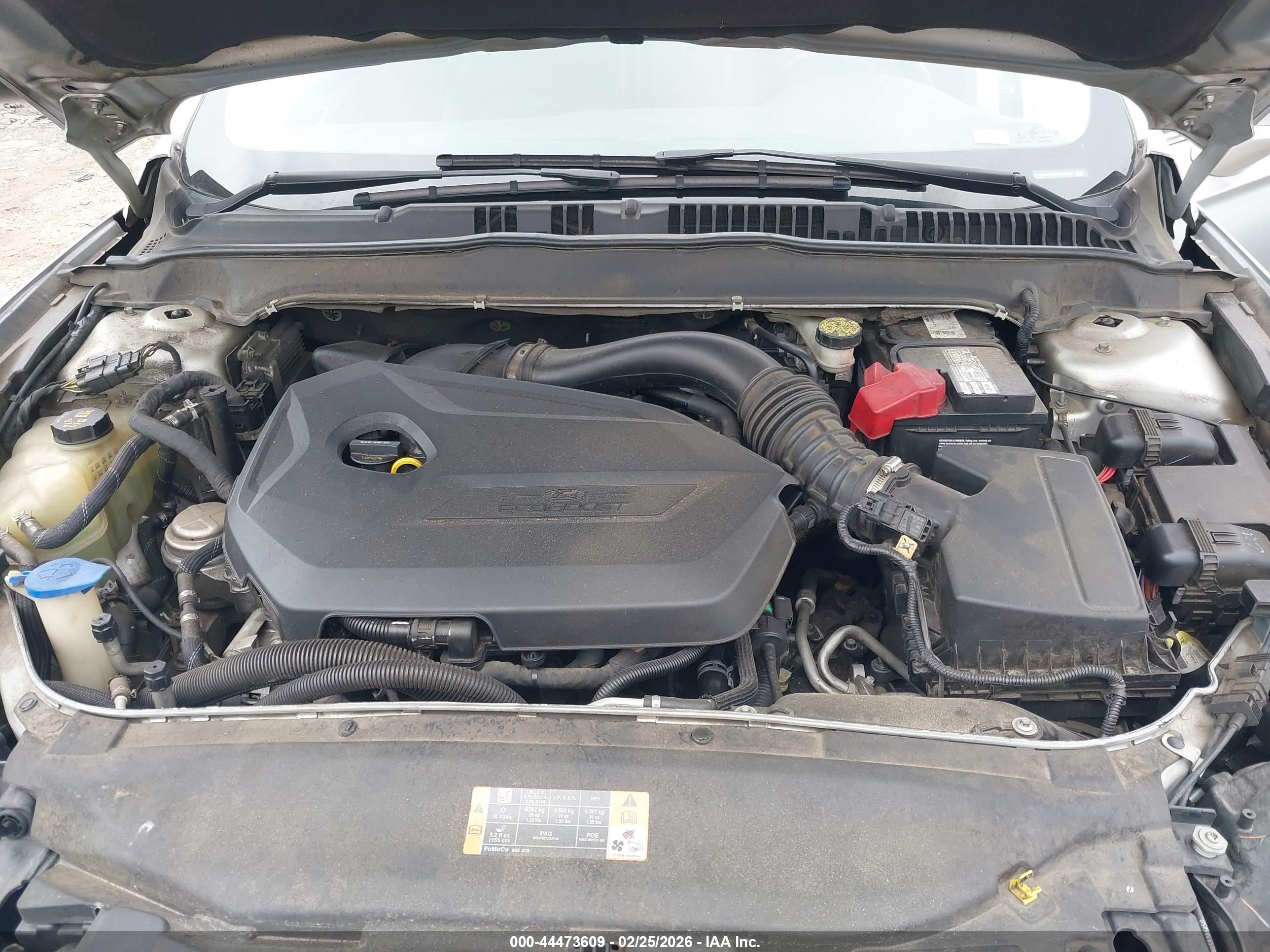 FORD FUSION image 10