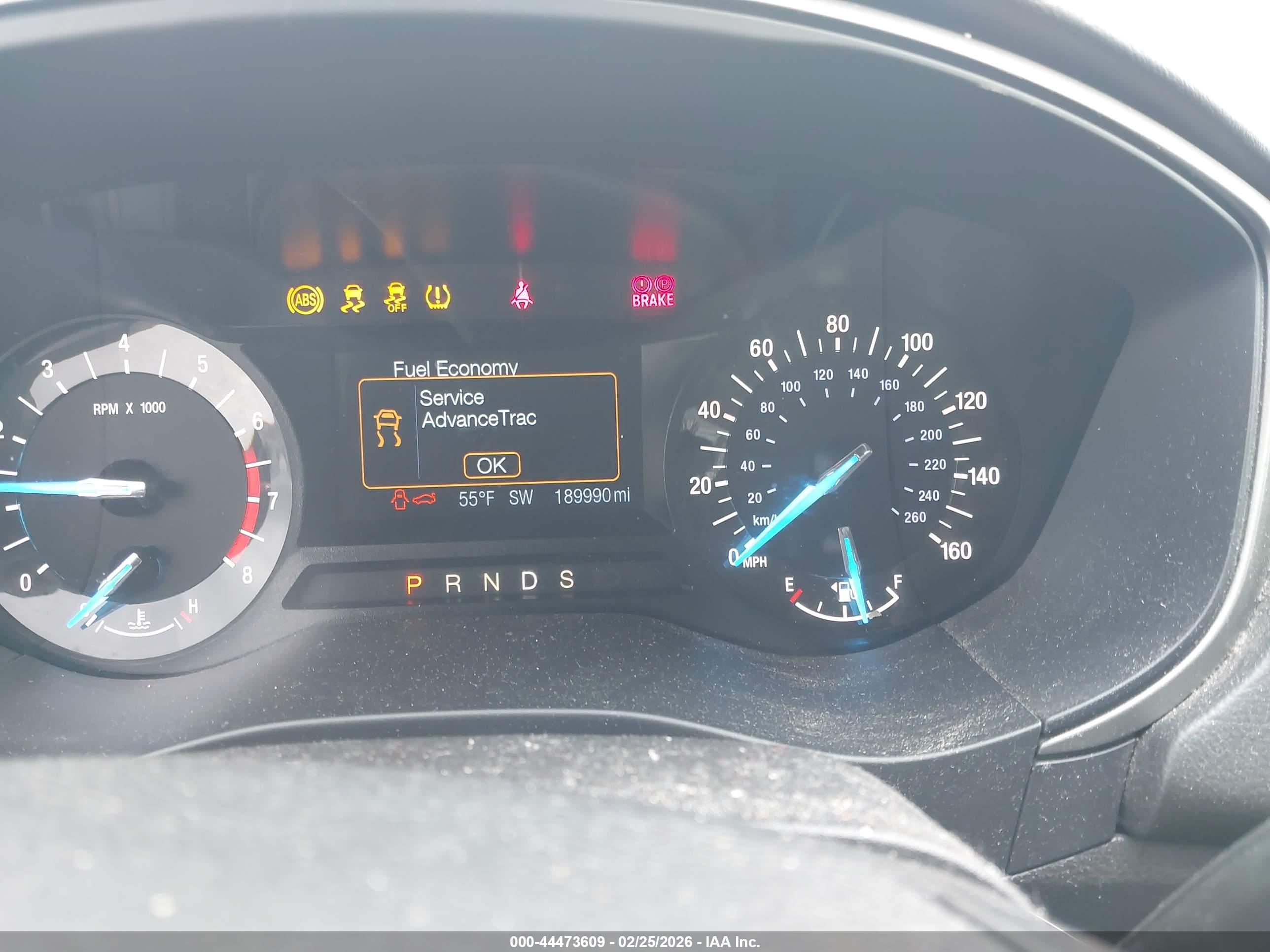 FORD FUSION image 7