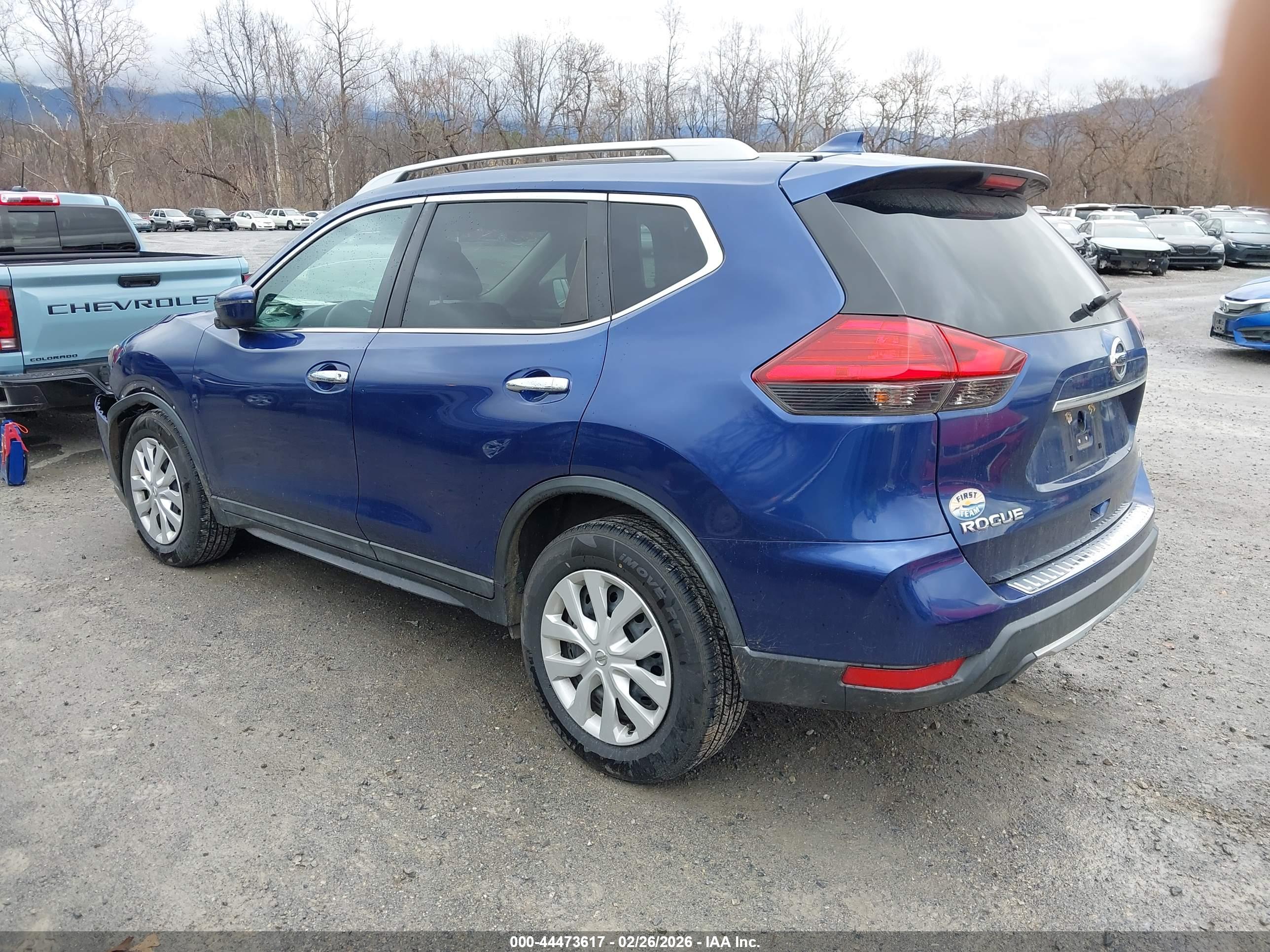 NISSAN ROGUE image 3