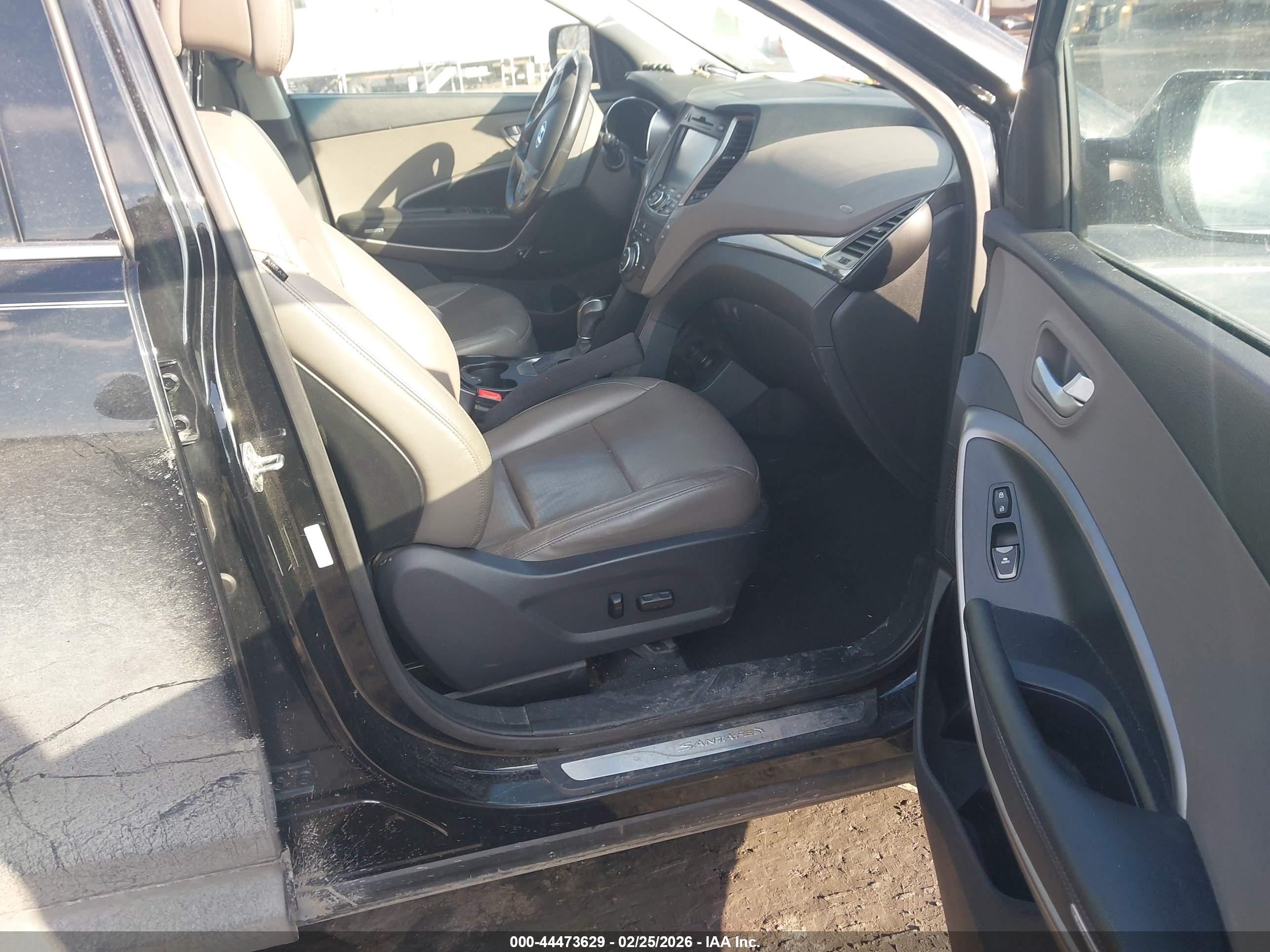 HYUNDAI SANTA image 5