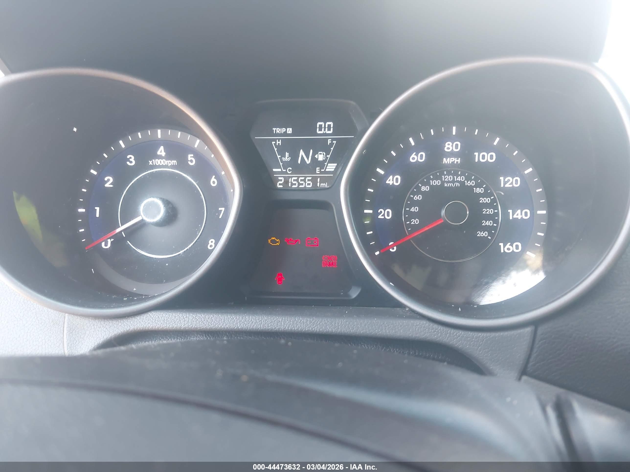 HYUNDAI ELANTRA image 7