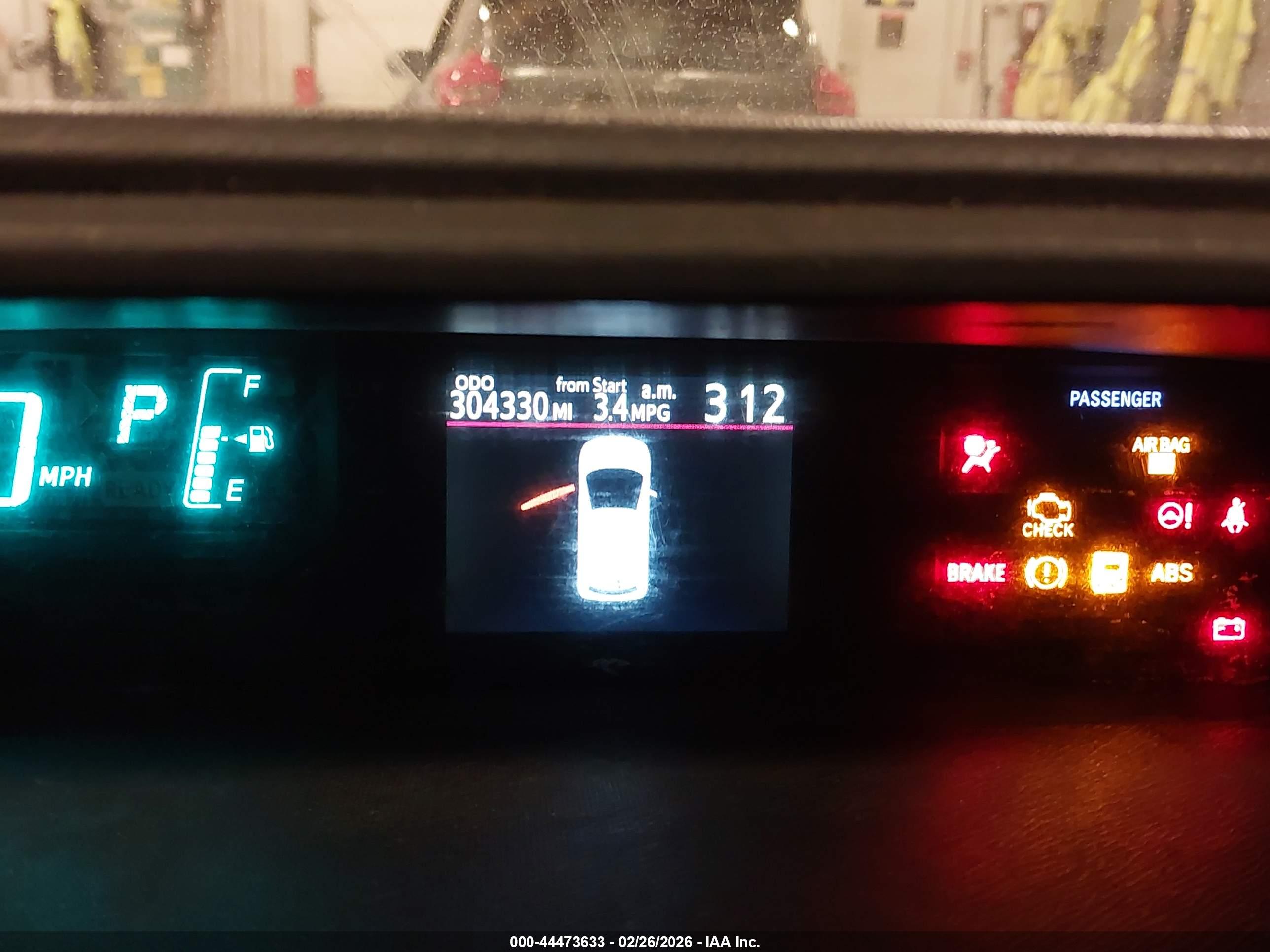 TOYOTA PRIUS image 7