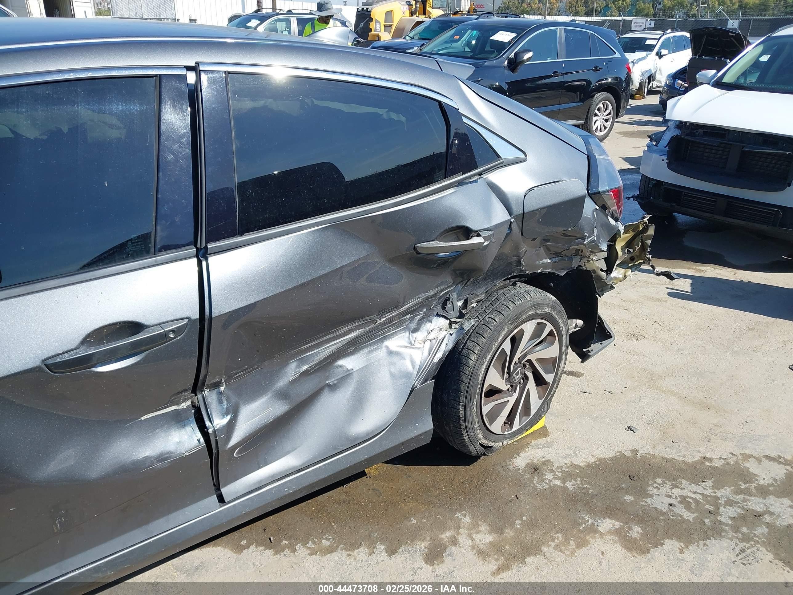 HONDA CIVIC image 6