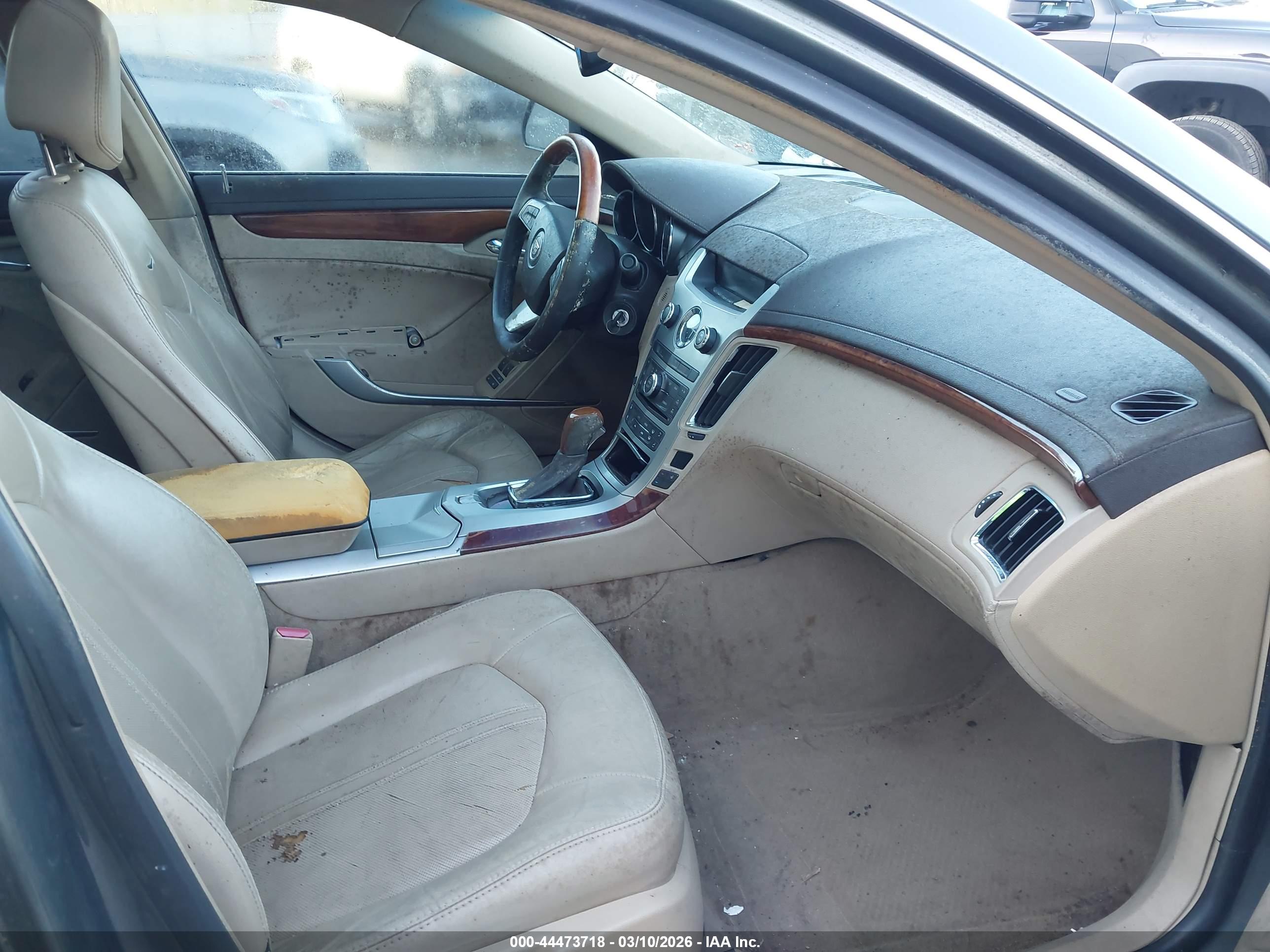 CADILLAC CTS image 5