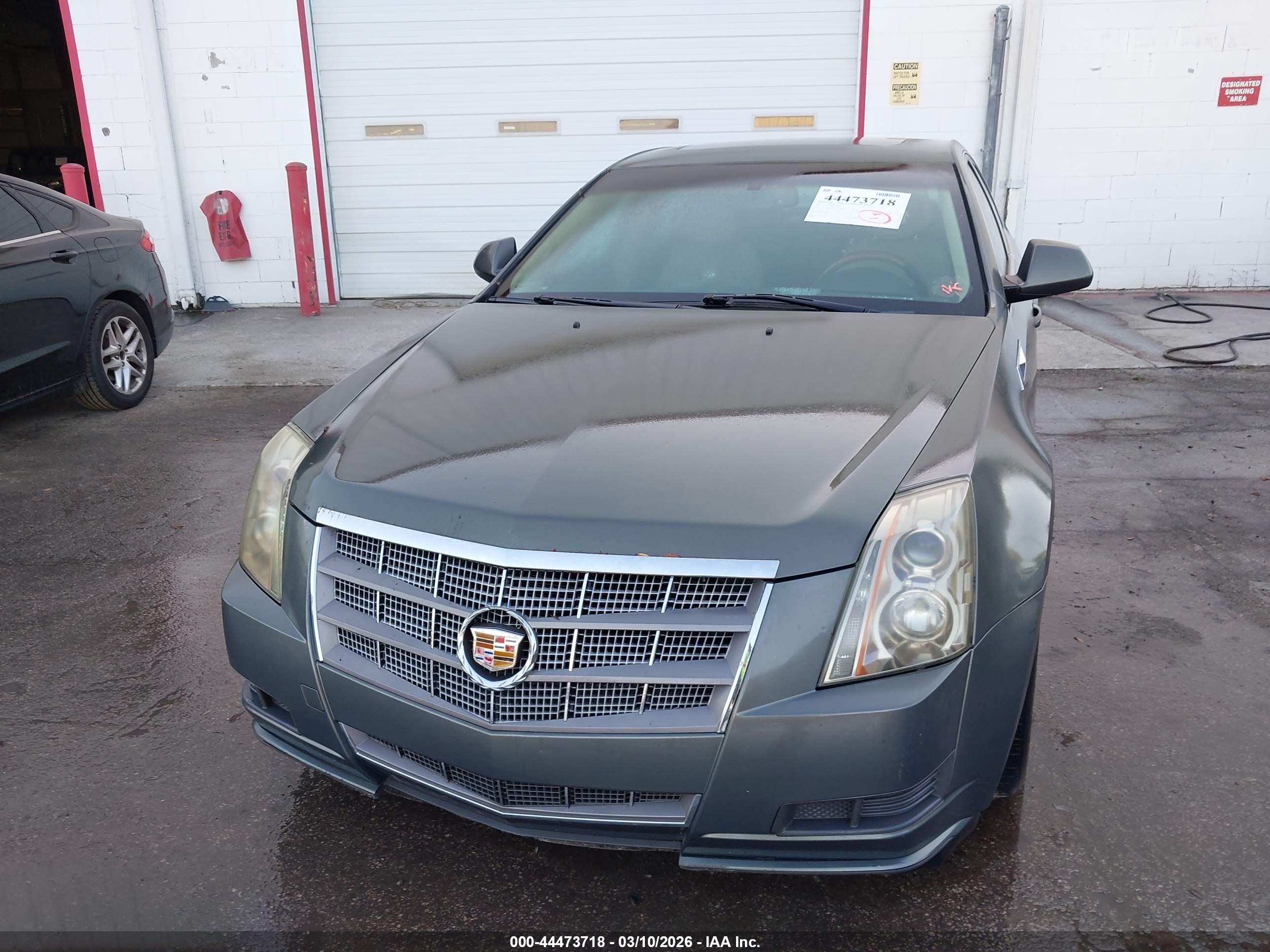 CADILLAC CTS image 6