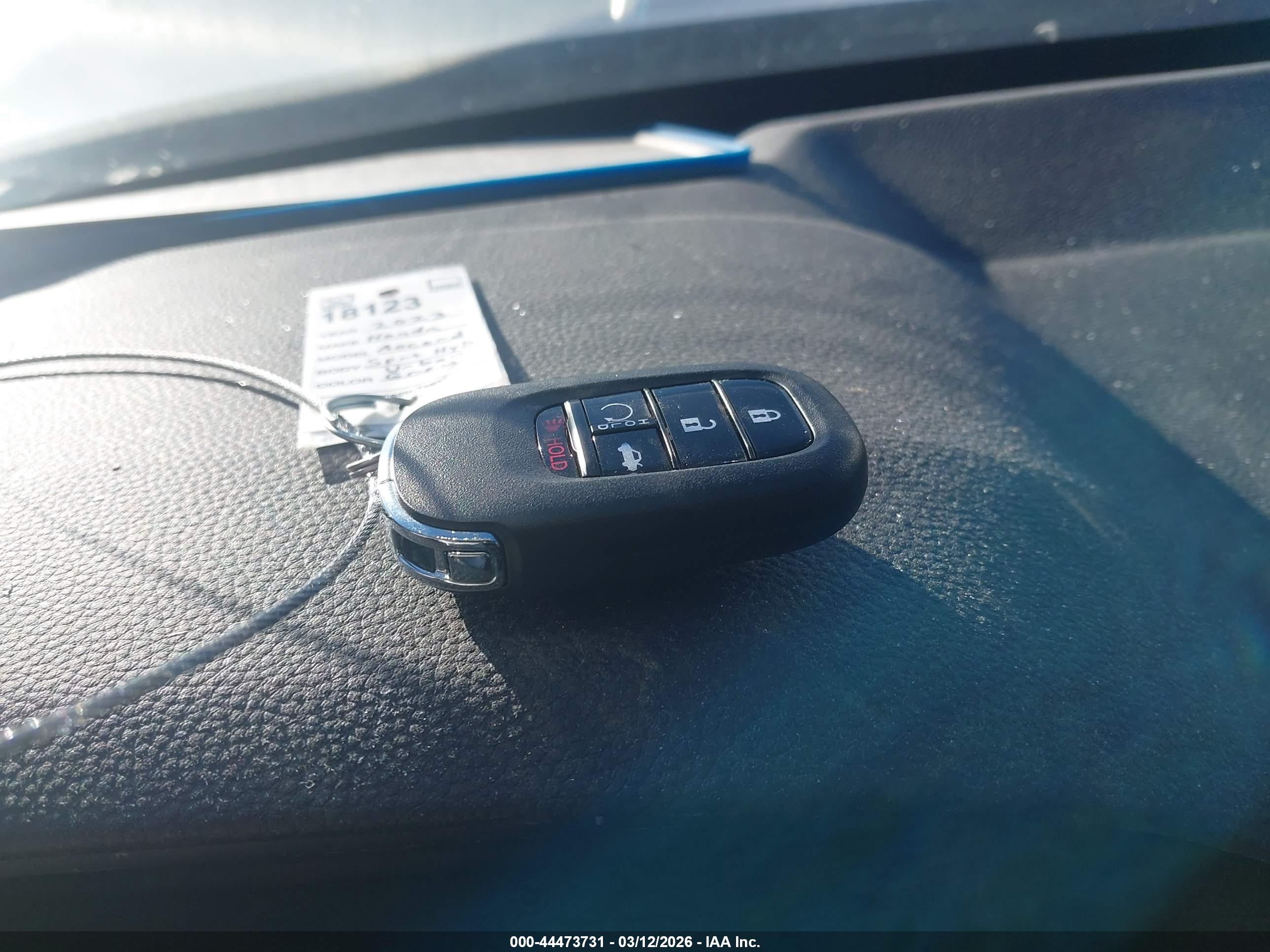 HONDA ACCORD image 11