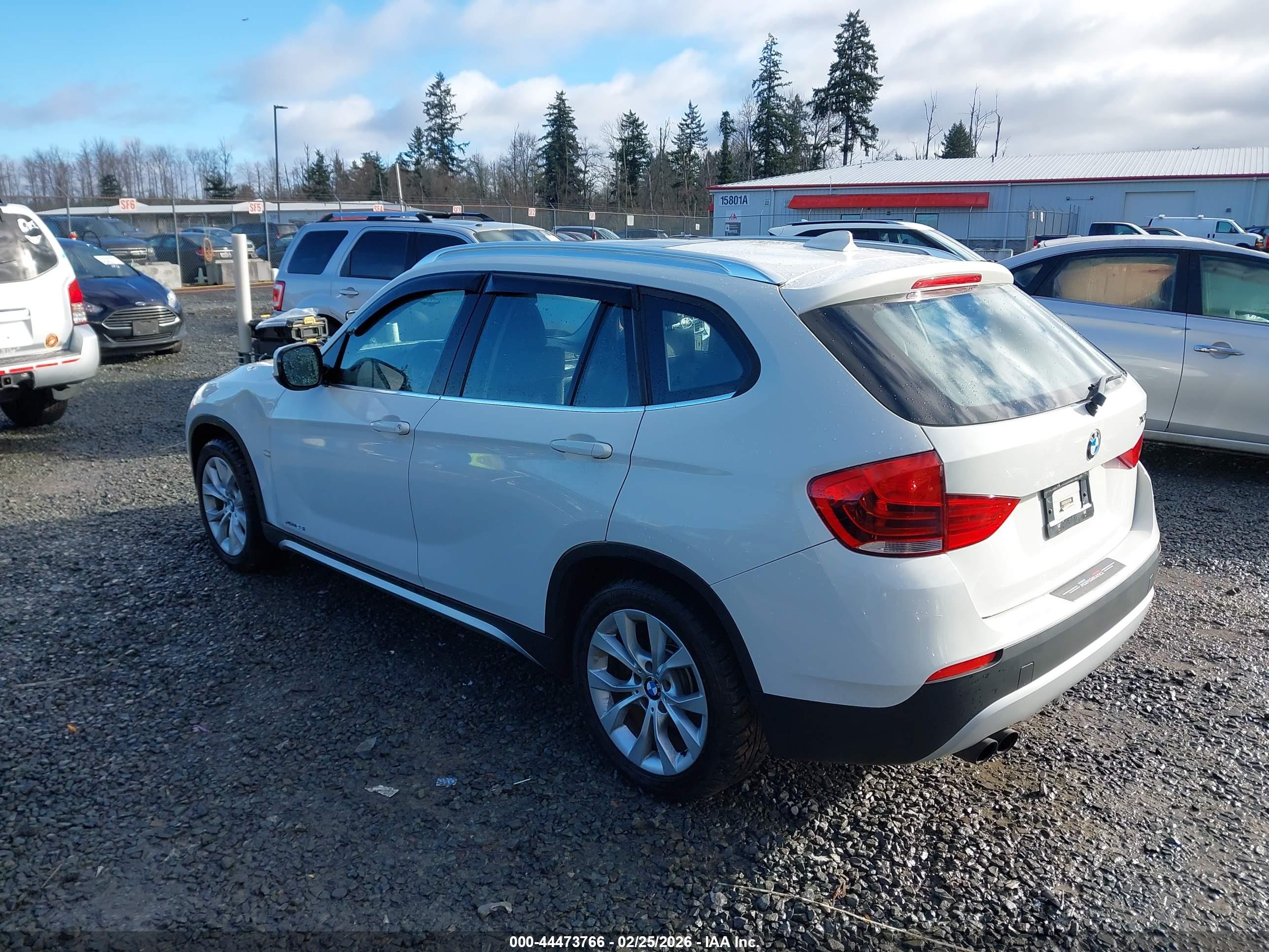 BMW X1 image 3