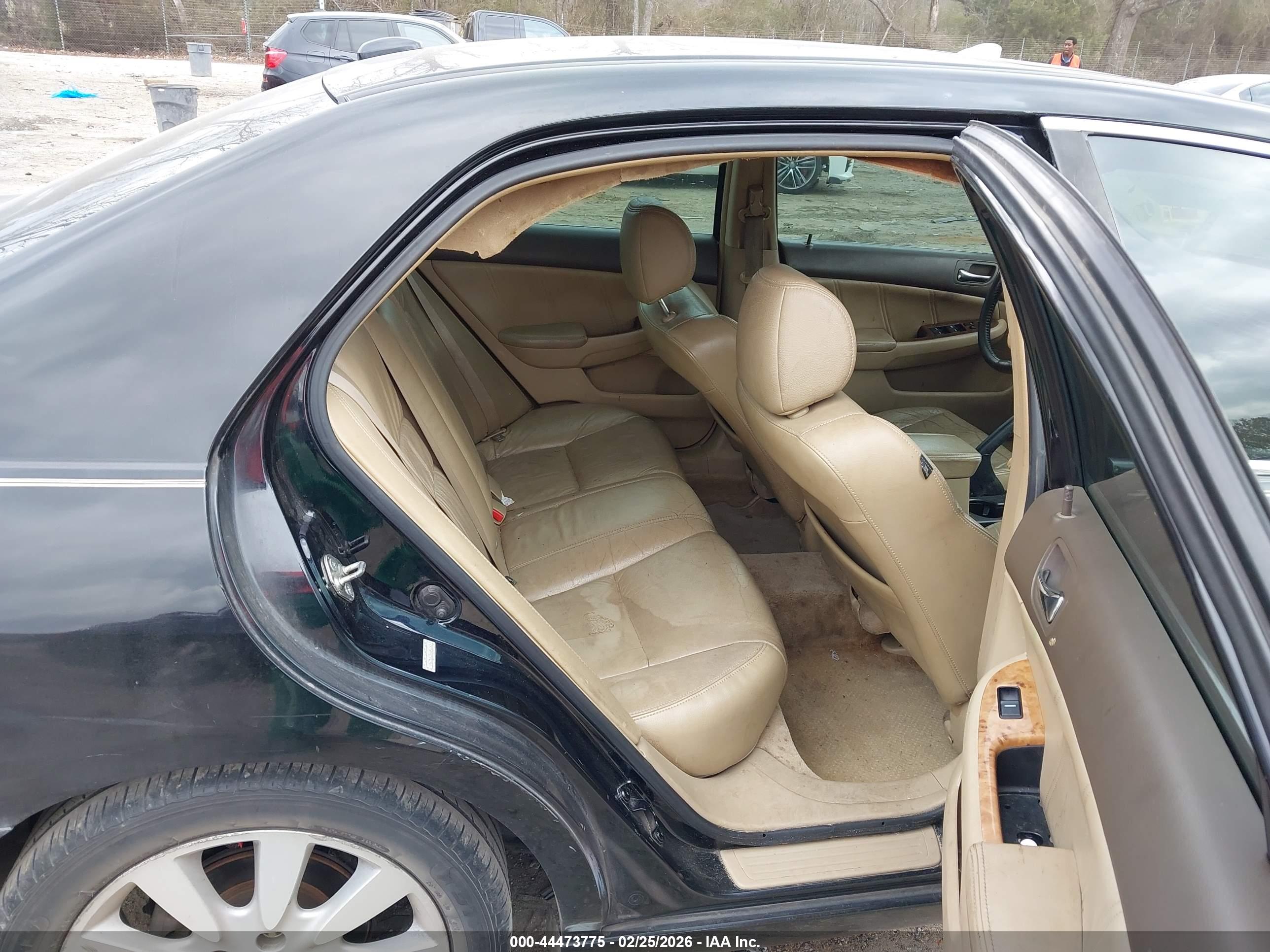 HONDA ACCORD image 8