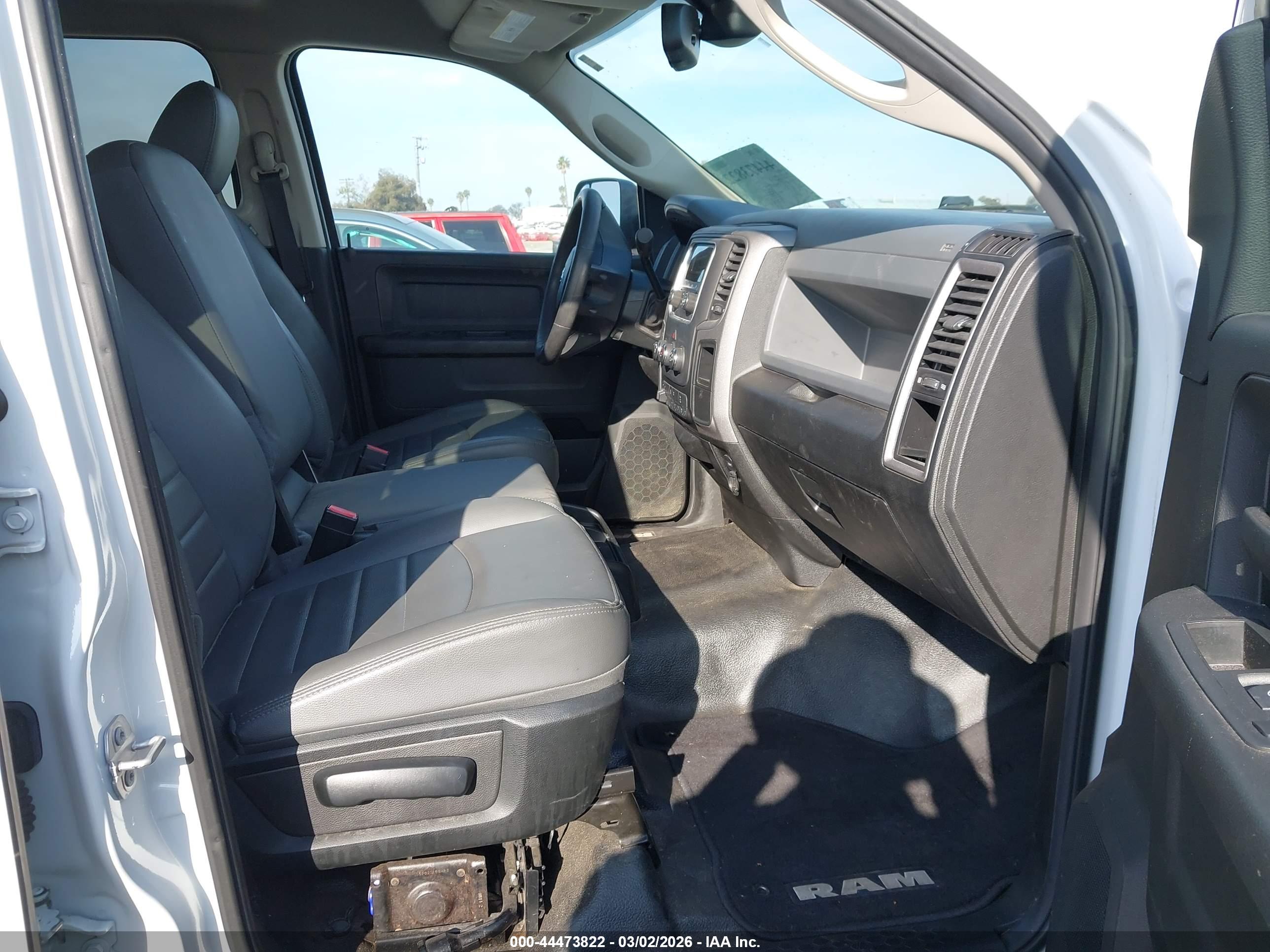 RAM 2500 image 5