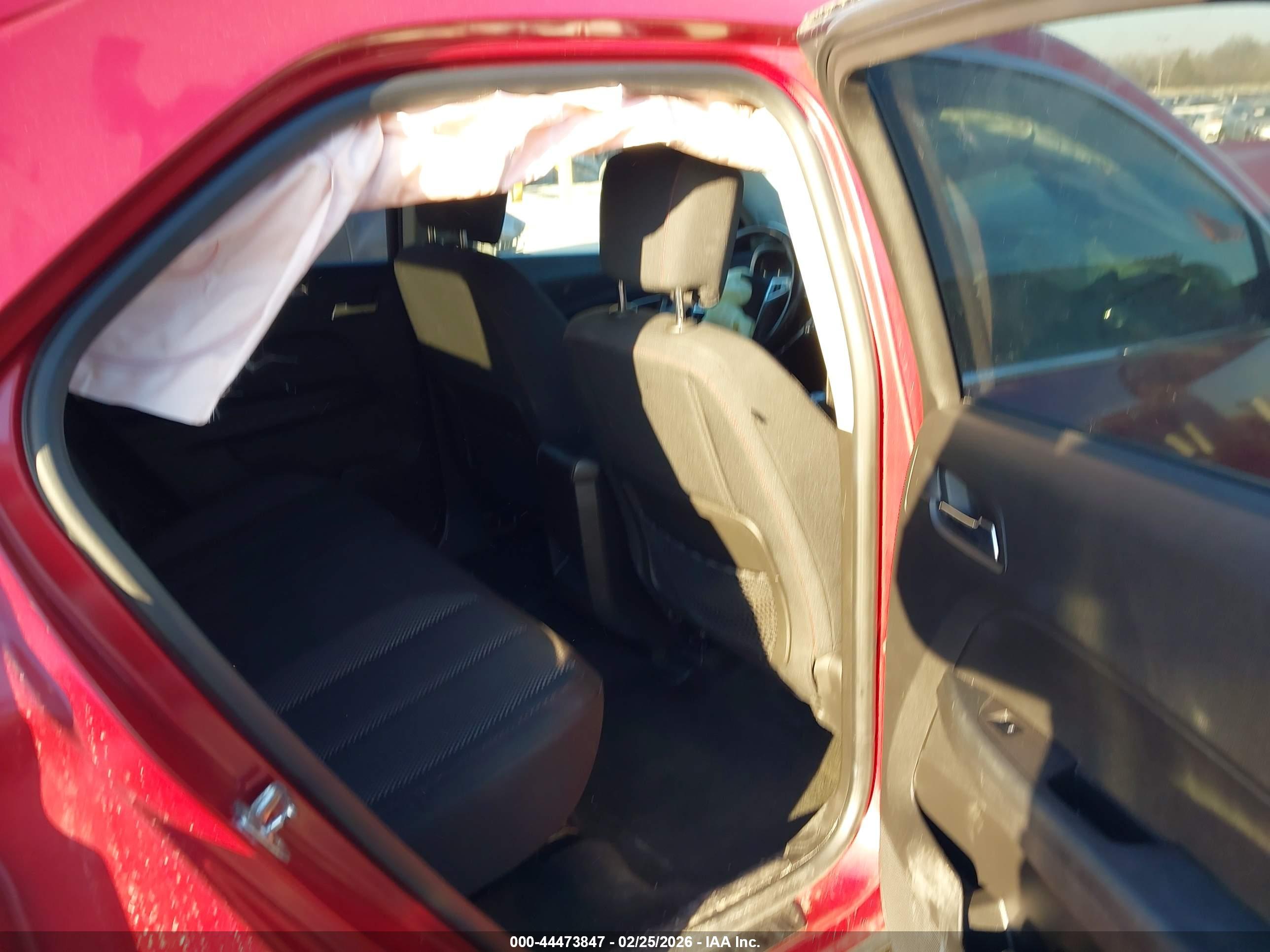 CHEVROLET EQUINOX image 8