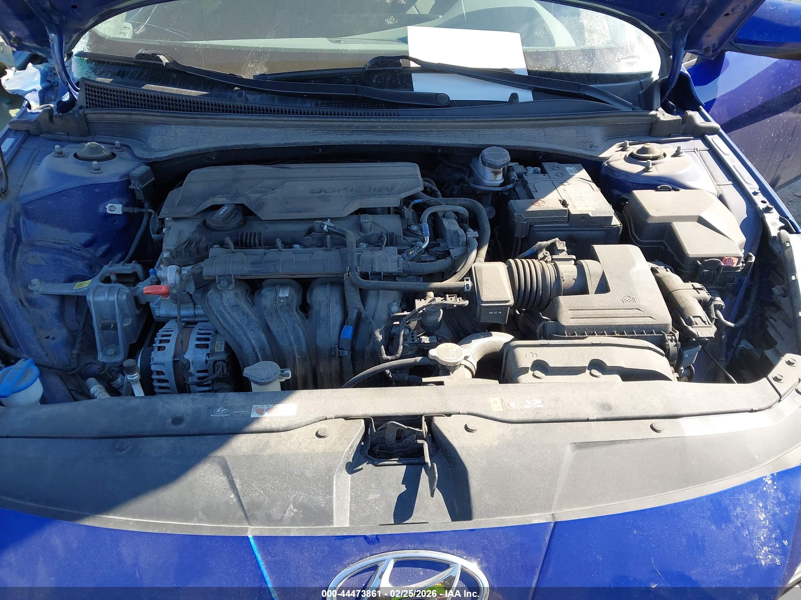 HYUNDAI ELANTRA image 10