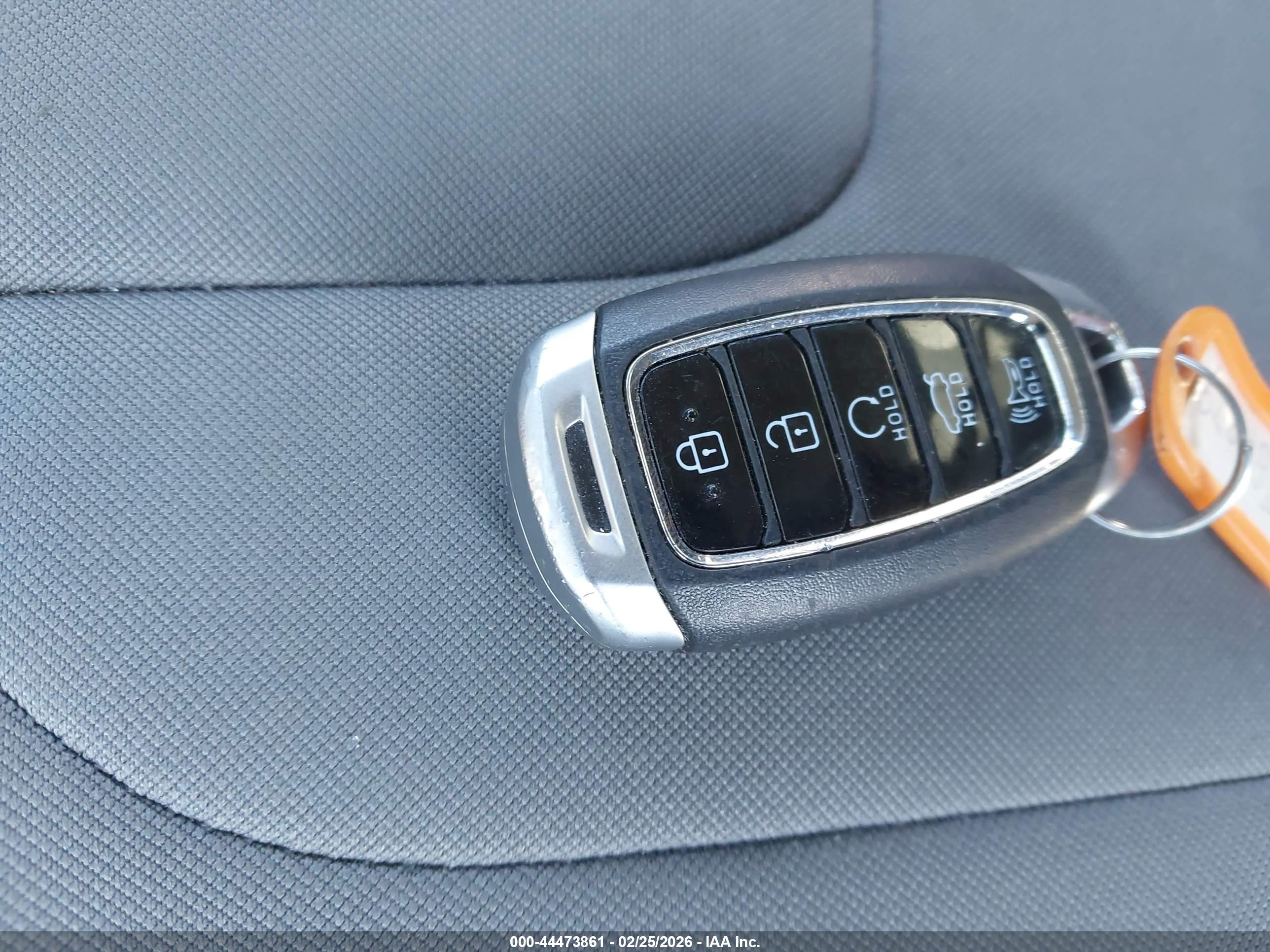 HYUNDAI ELANTRA image 11