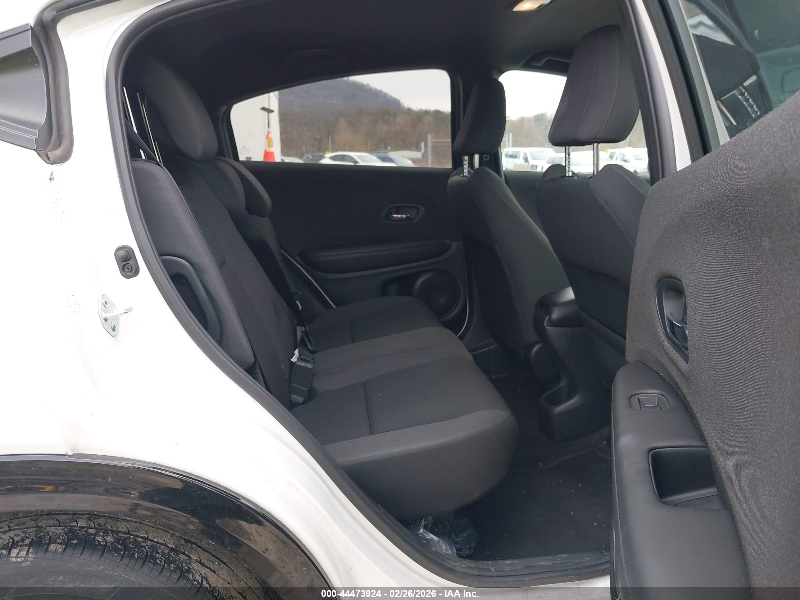 HONDA HR-V image 8