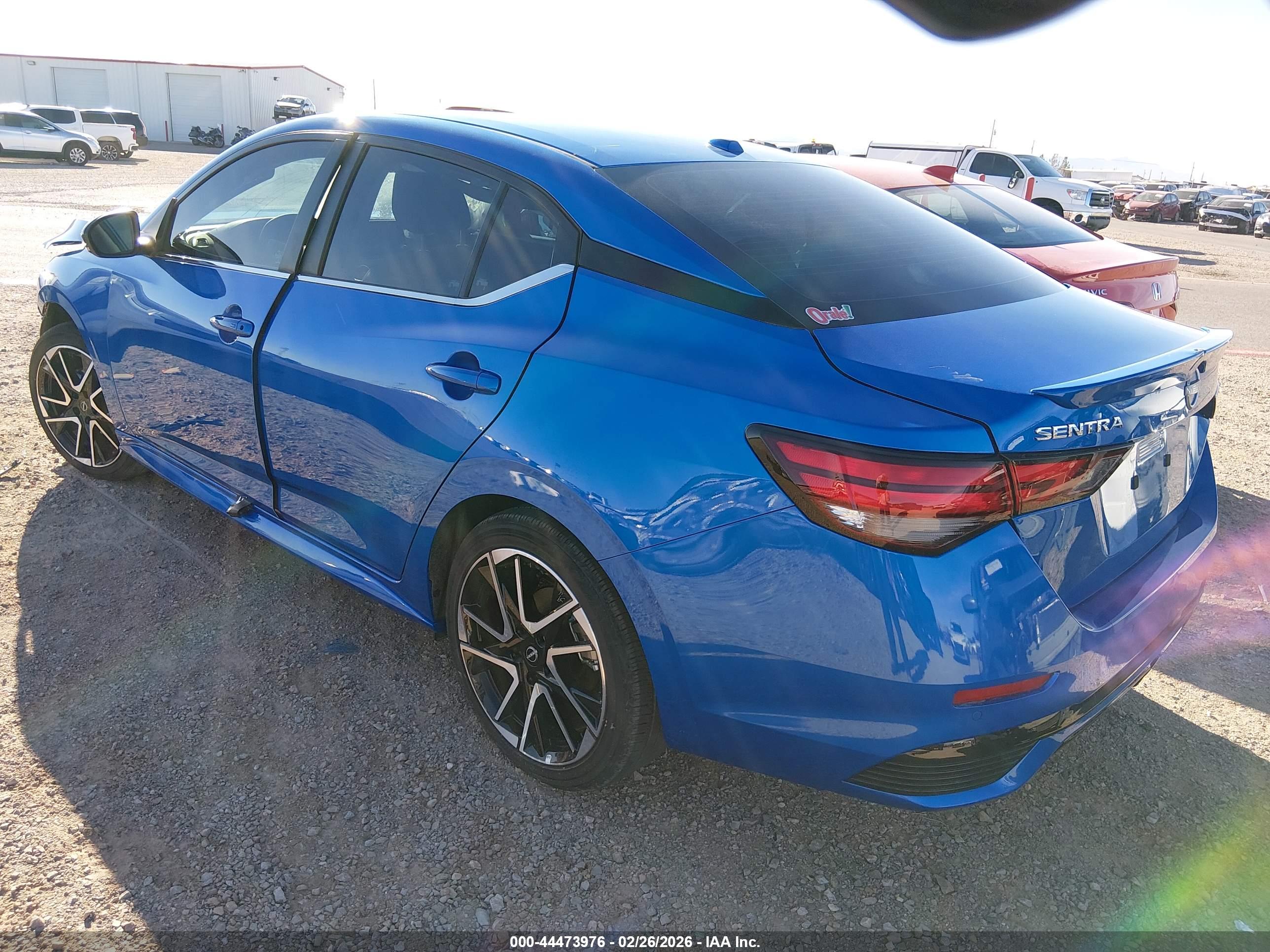 NISSAN SENTRA image 3