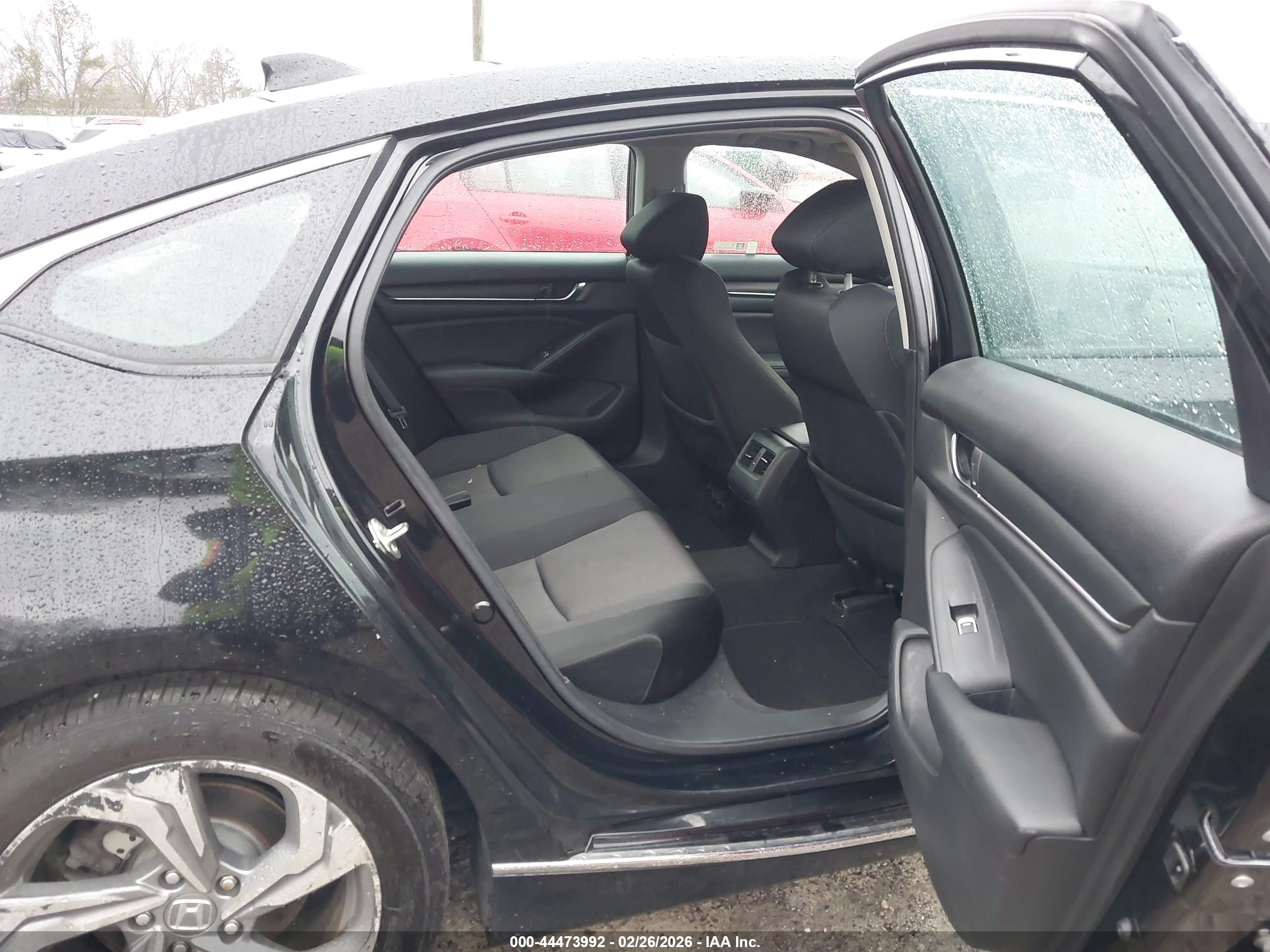 HONDA ACCORD image 8