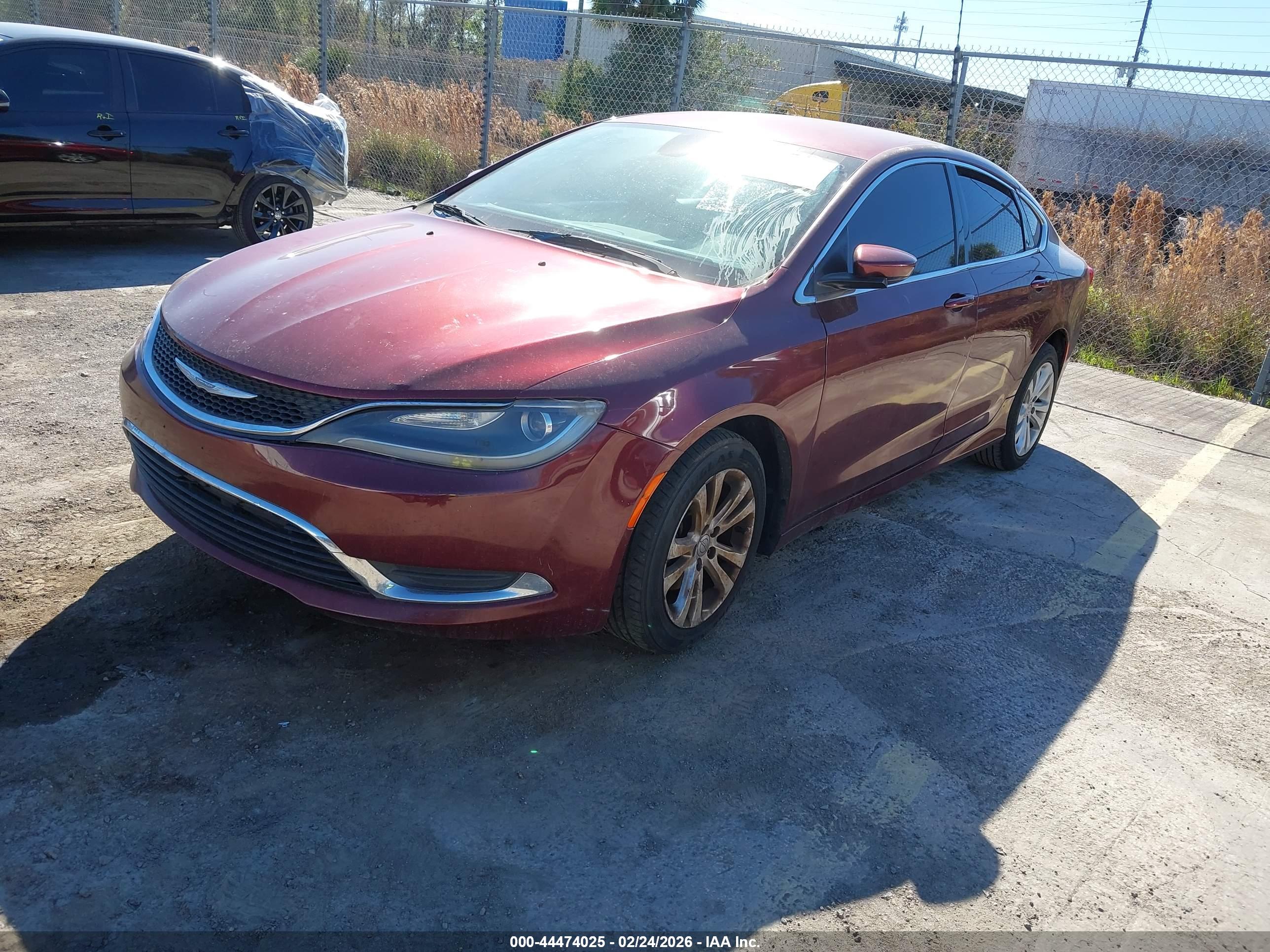 CHRYSLER 200 image 2