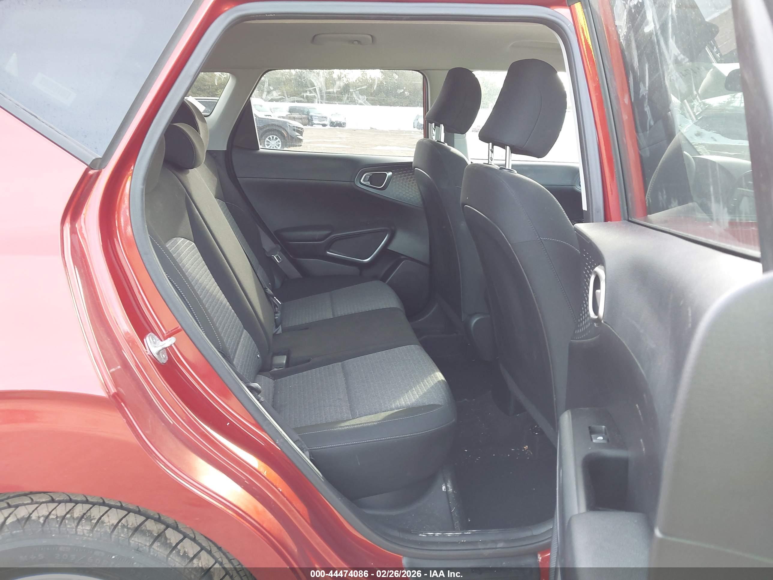 KIA SOUL image 8