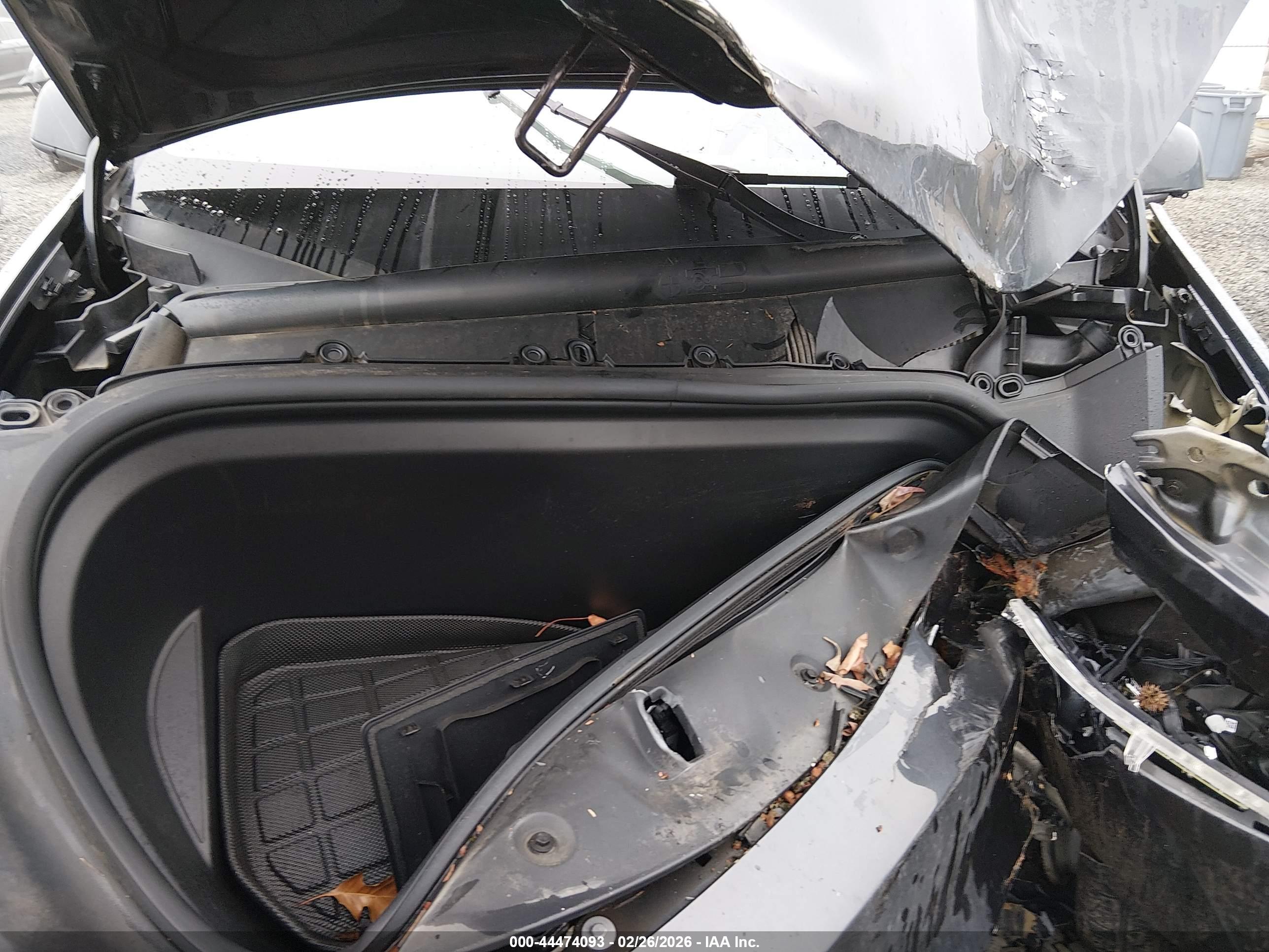 TESLA MODEL image 10