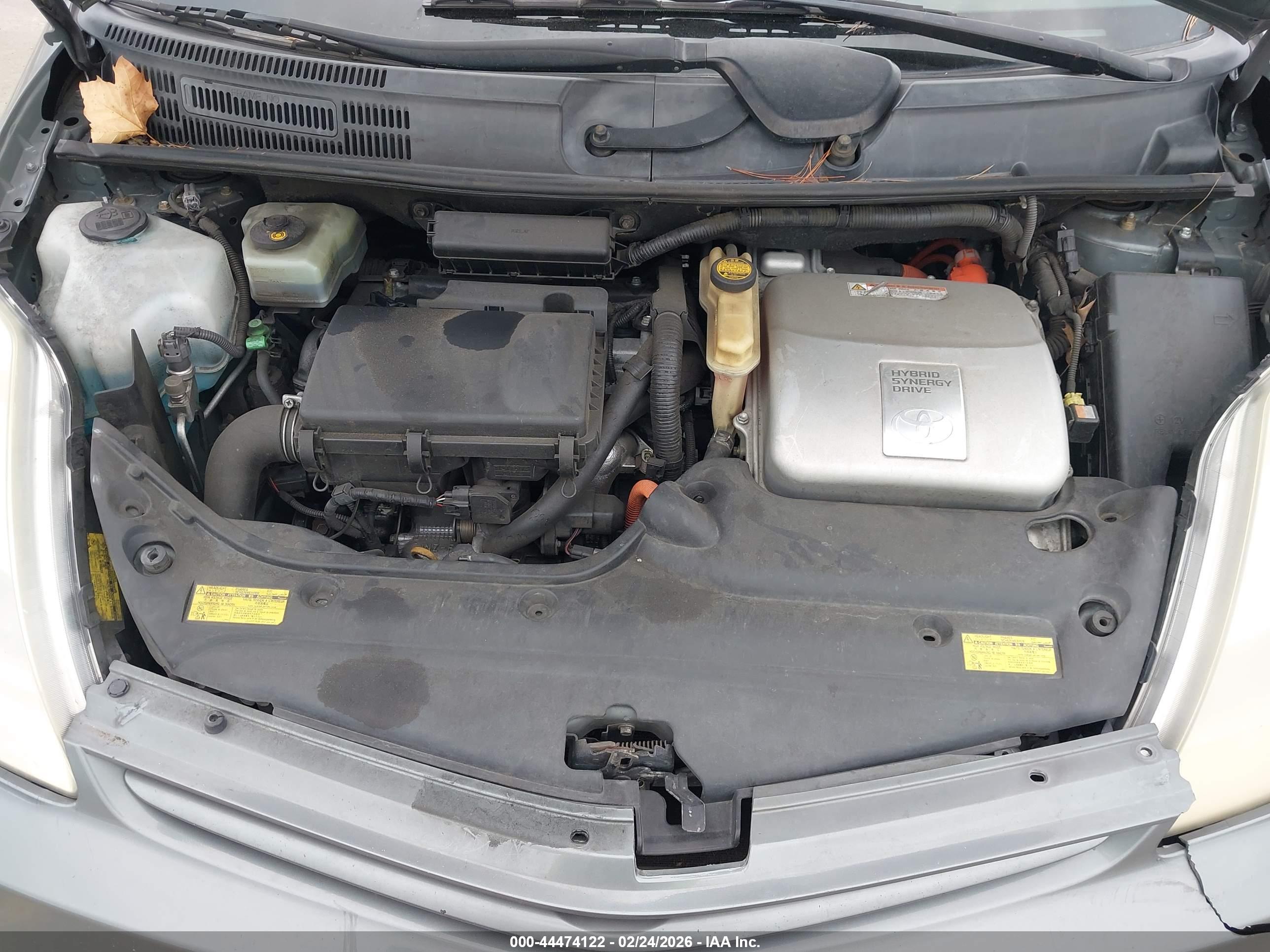 TOYOTA PRIUS image 10