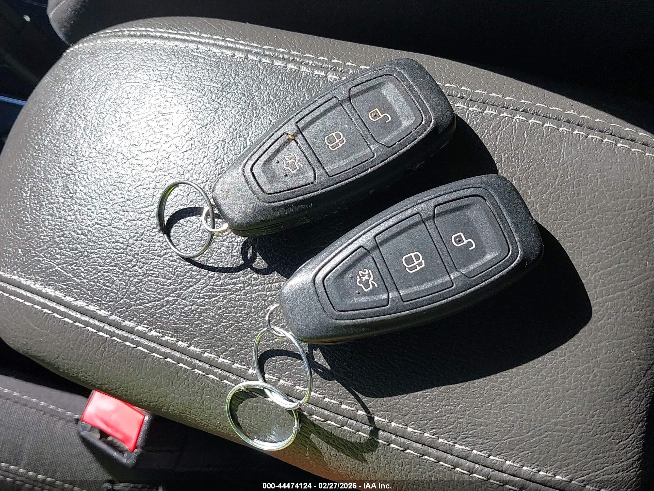 FORD FIESTA image 11