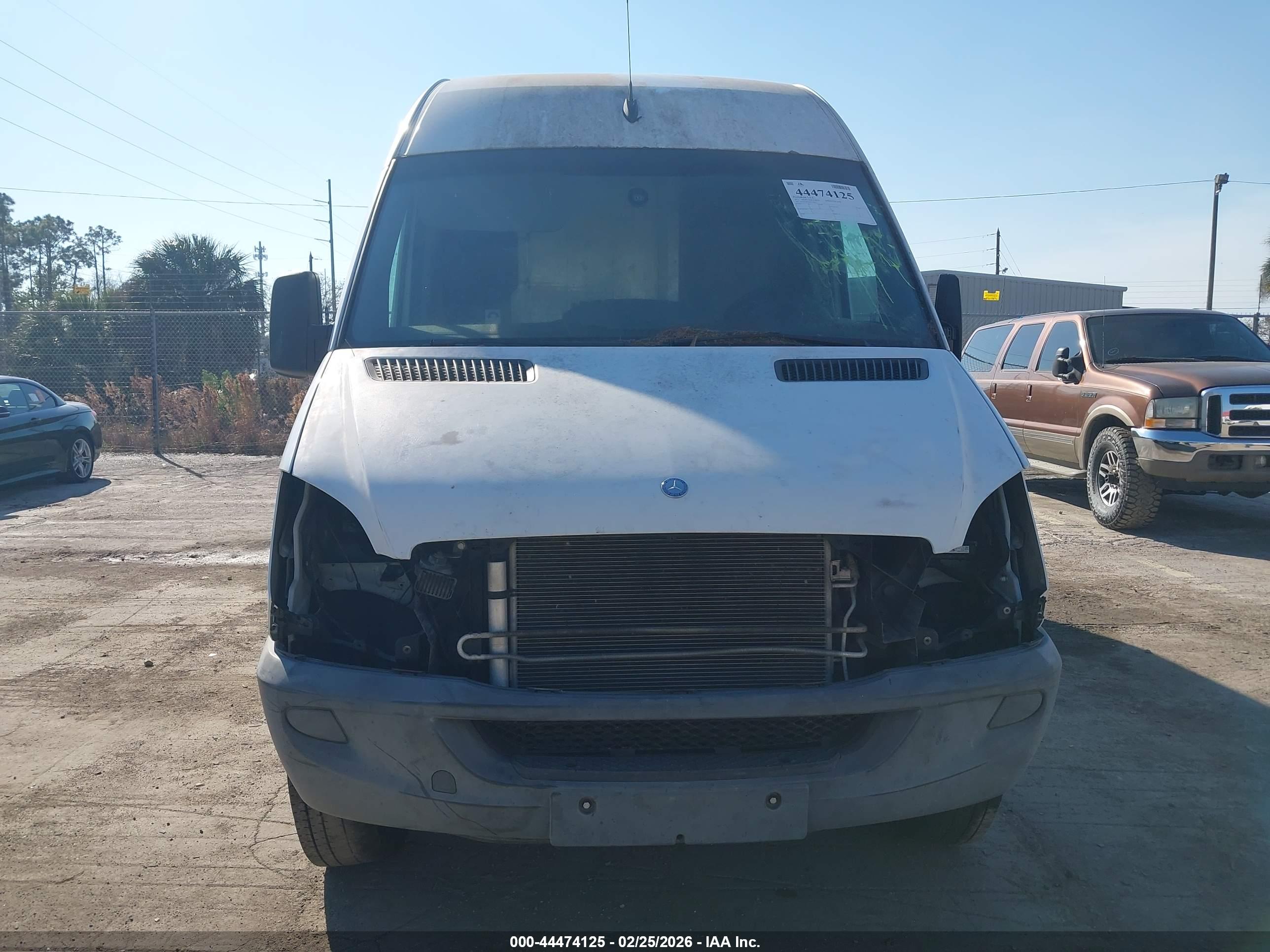 MERCEDES-BENZ SPRINTER image 6