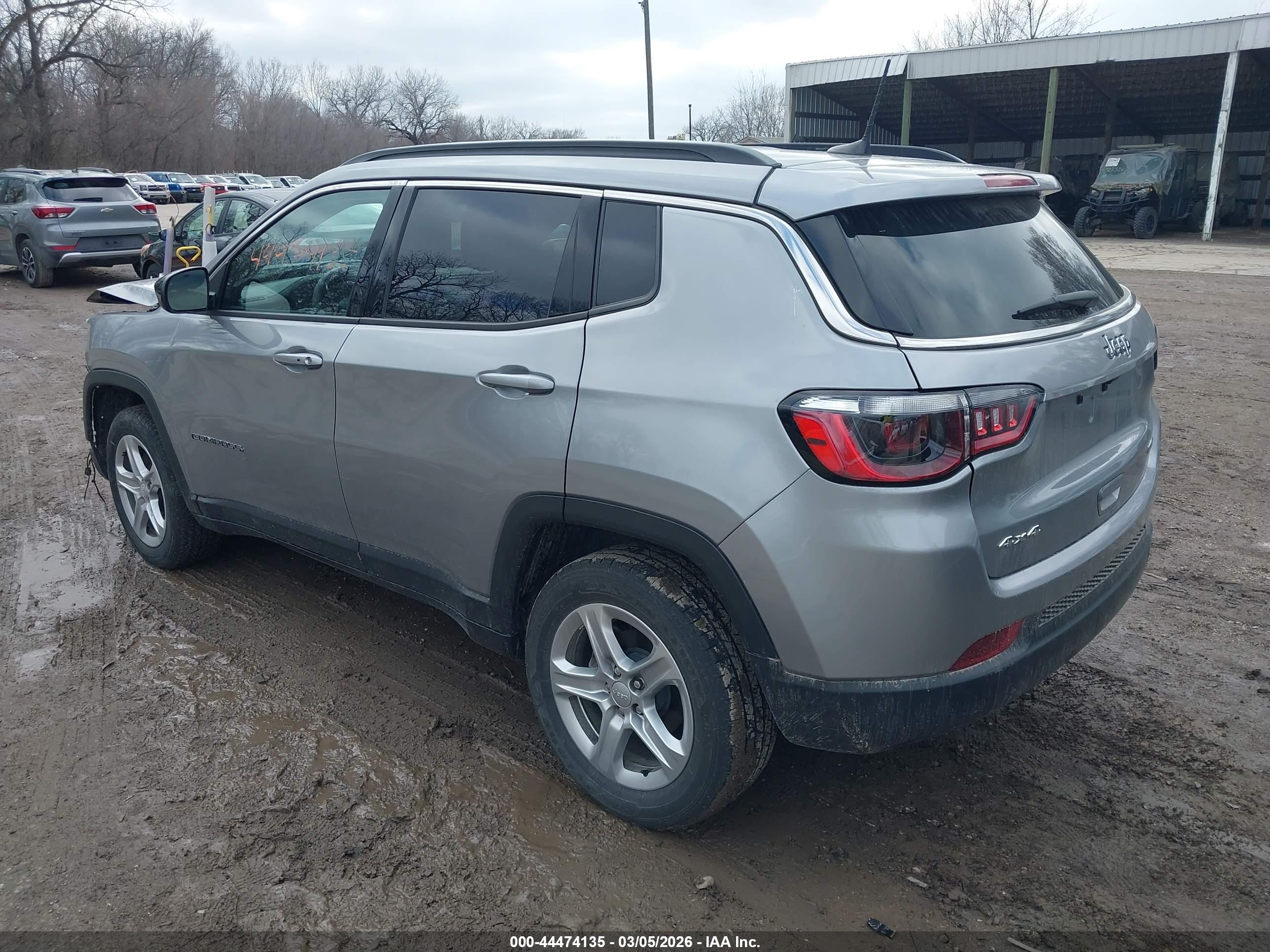 JEEP COMPASS image 3