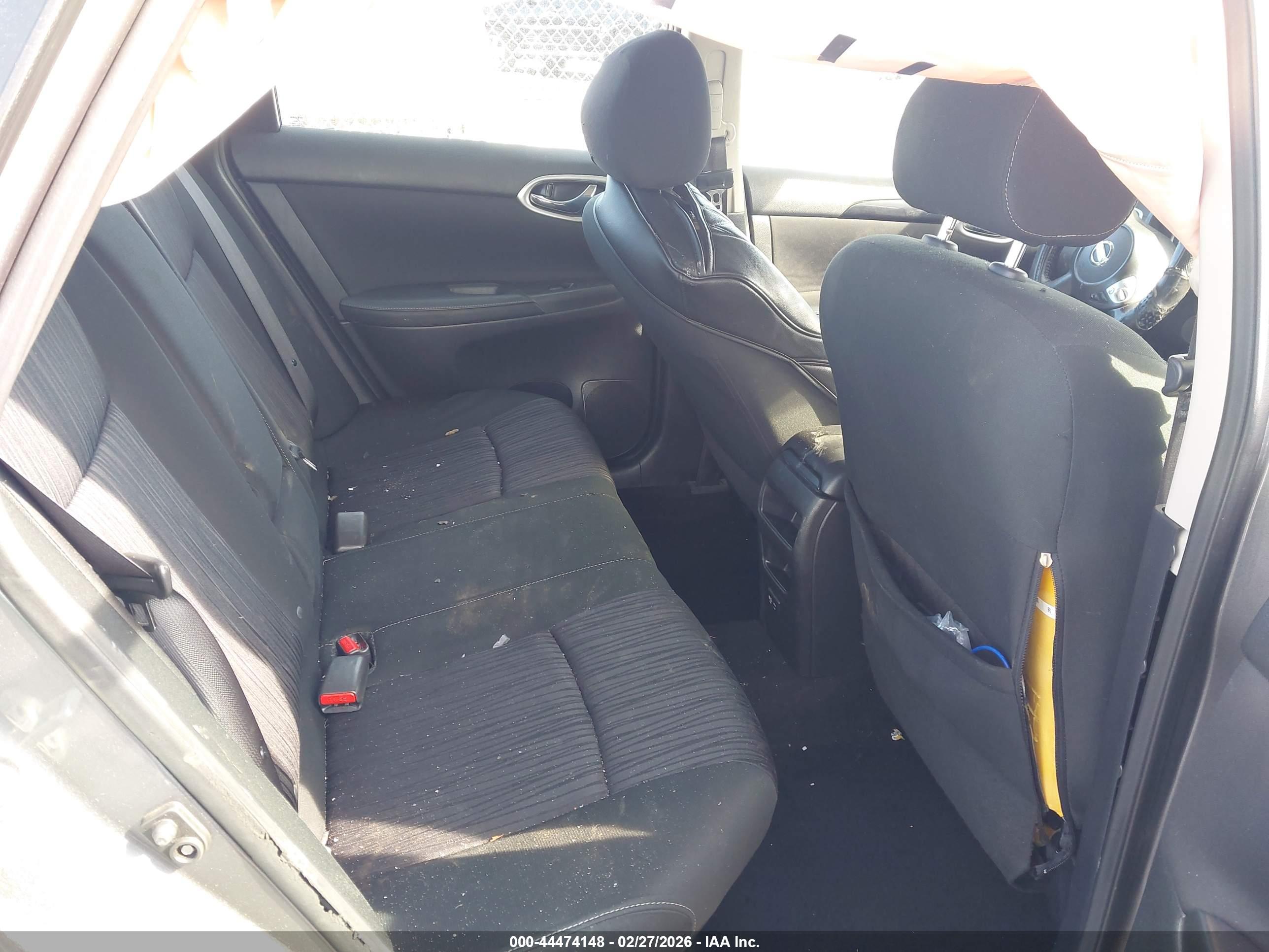 NISSAN SENTRA image 8