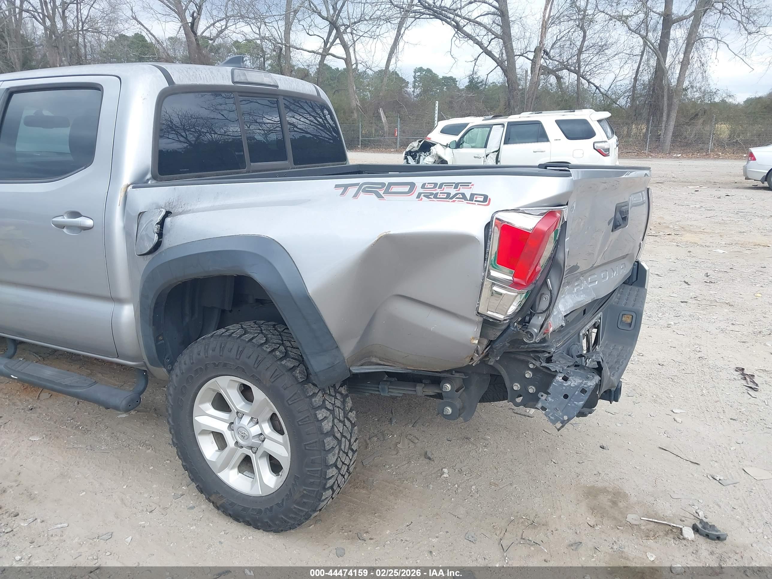 TOYOTA TACOMA image 6