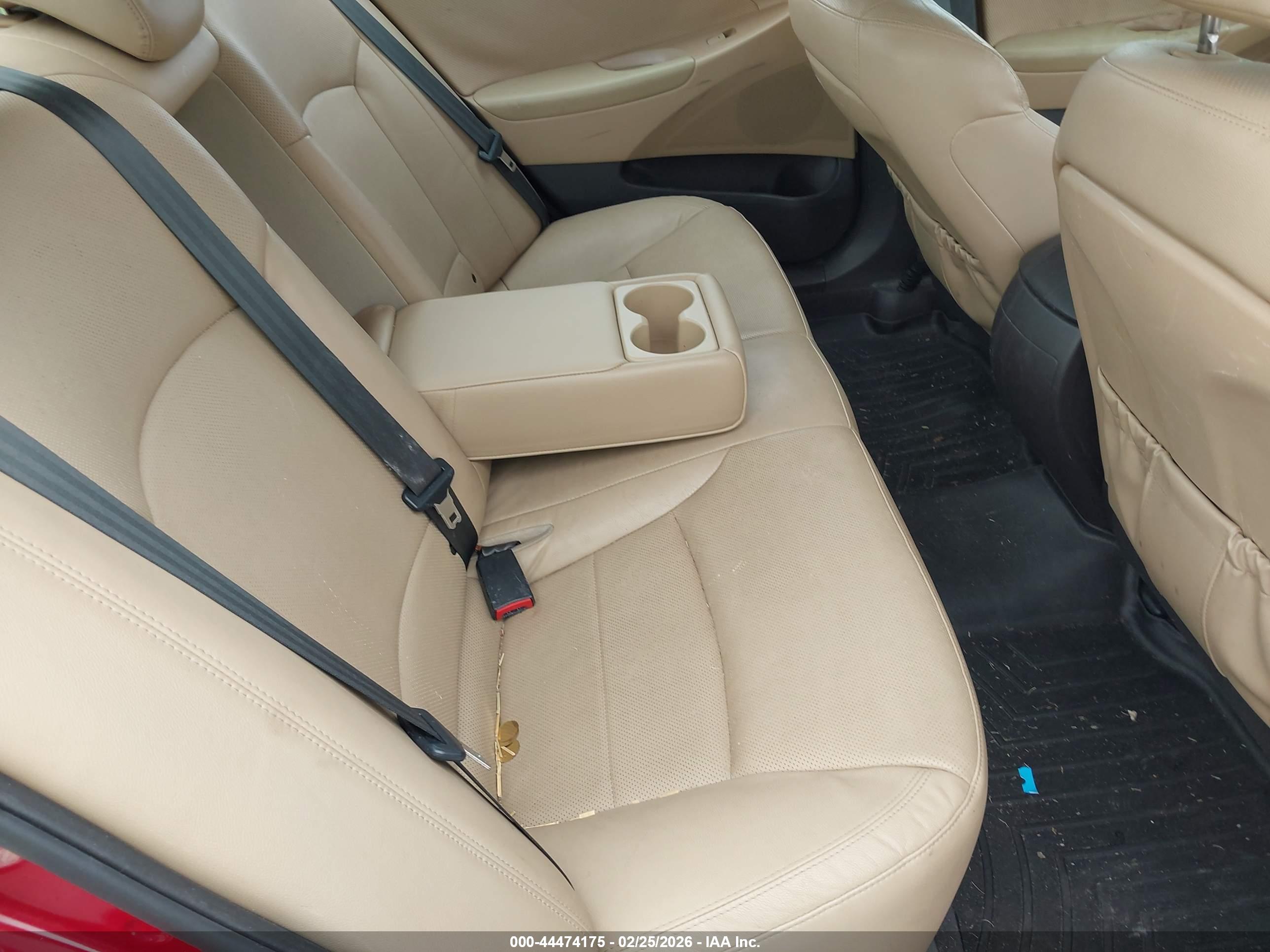 HYUNDAI SONATA image 8