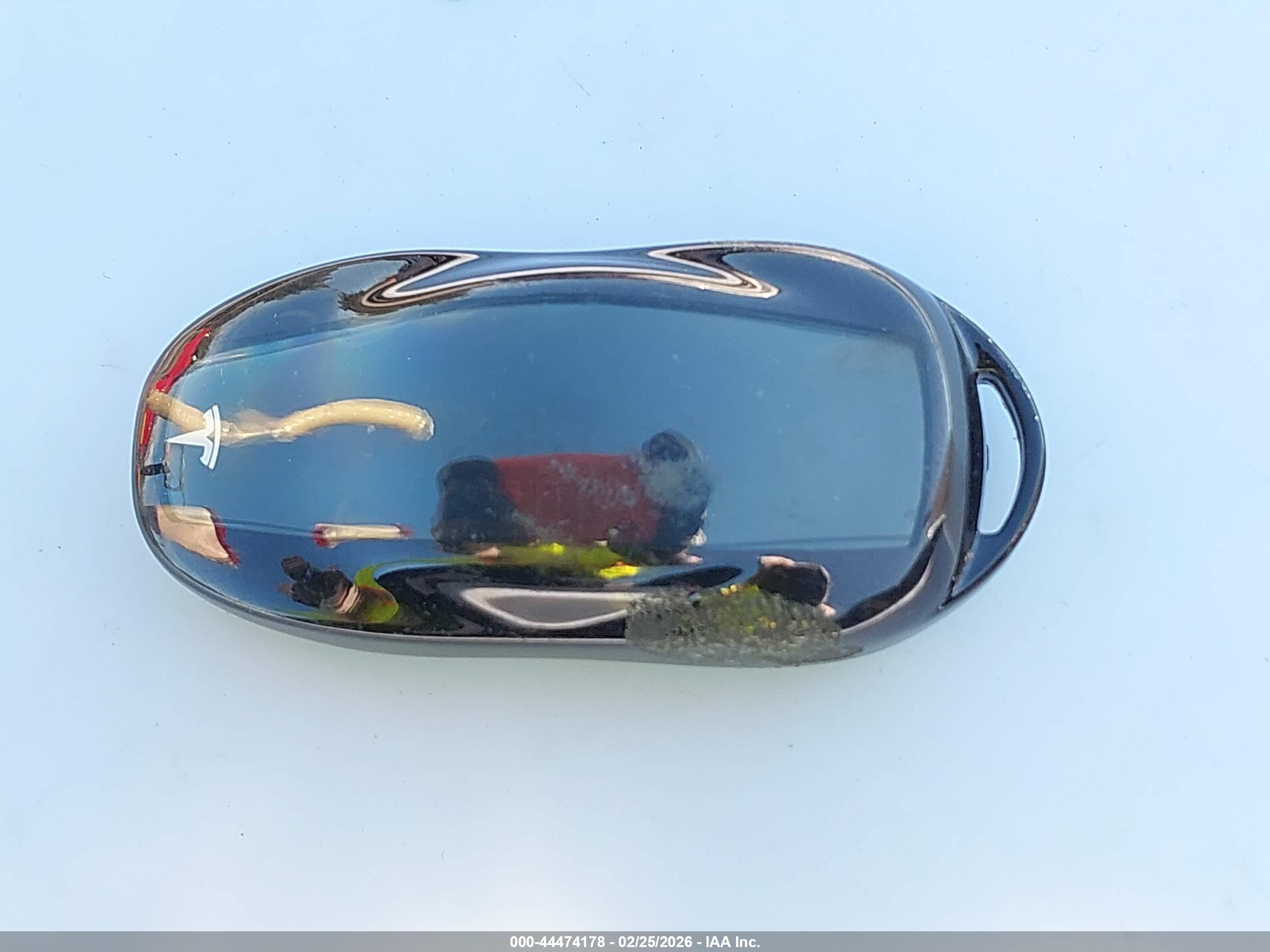 TESLA MODEL image 11