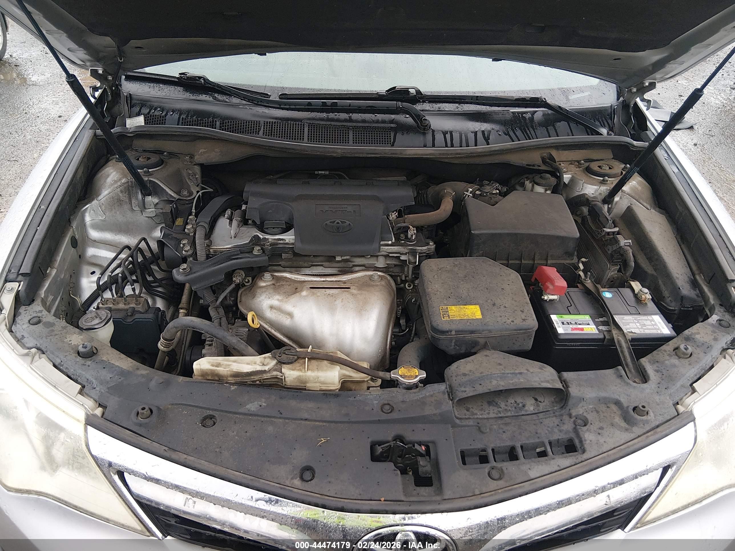TOYOTA CAMRY image 6