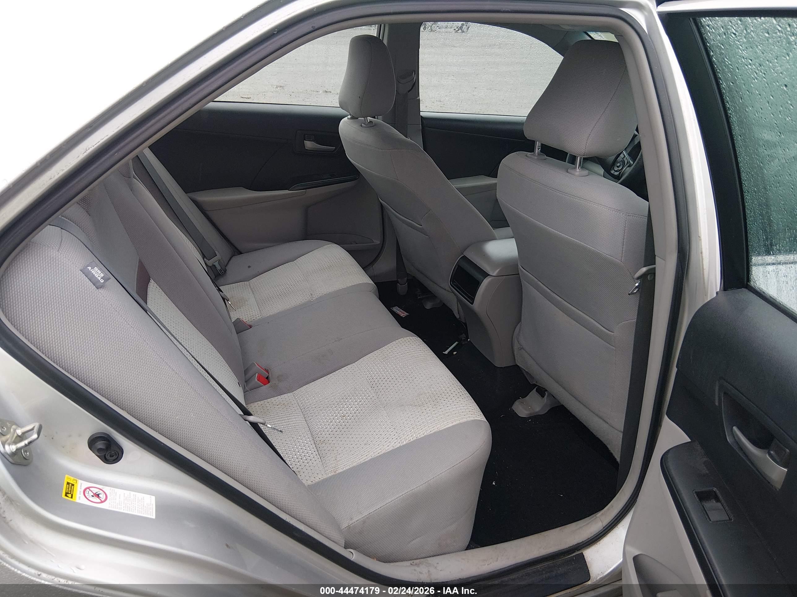 TOYOTA CAMRY image 8