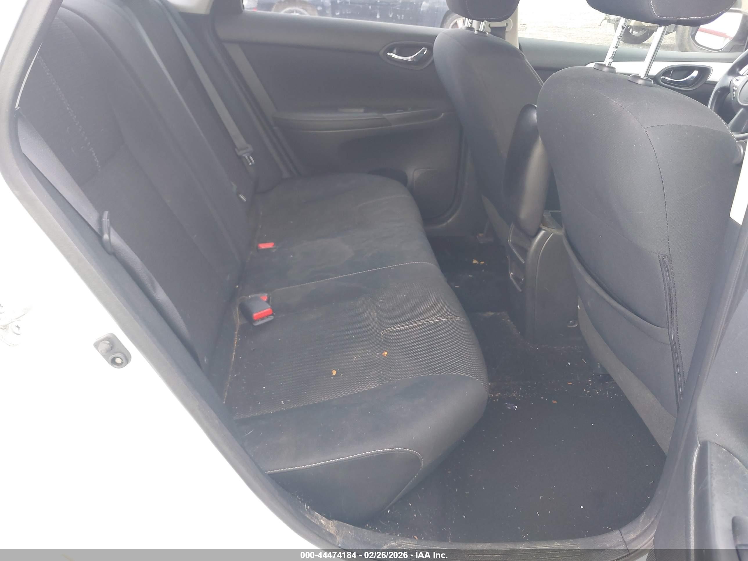 NISSAN SENTRA image 8
