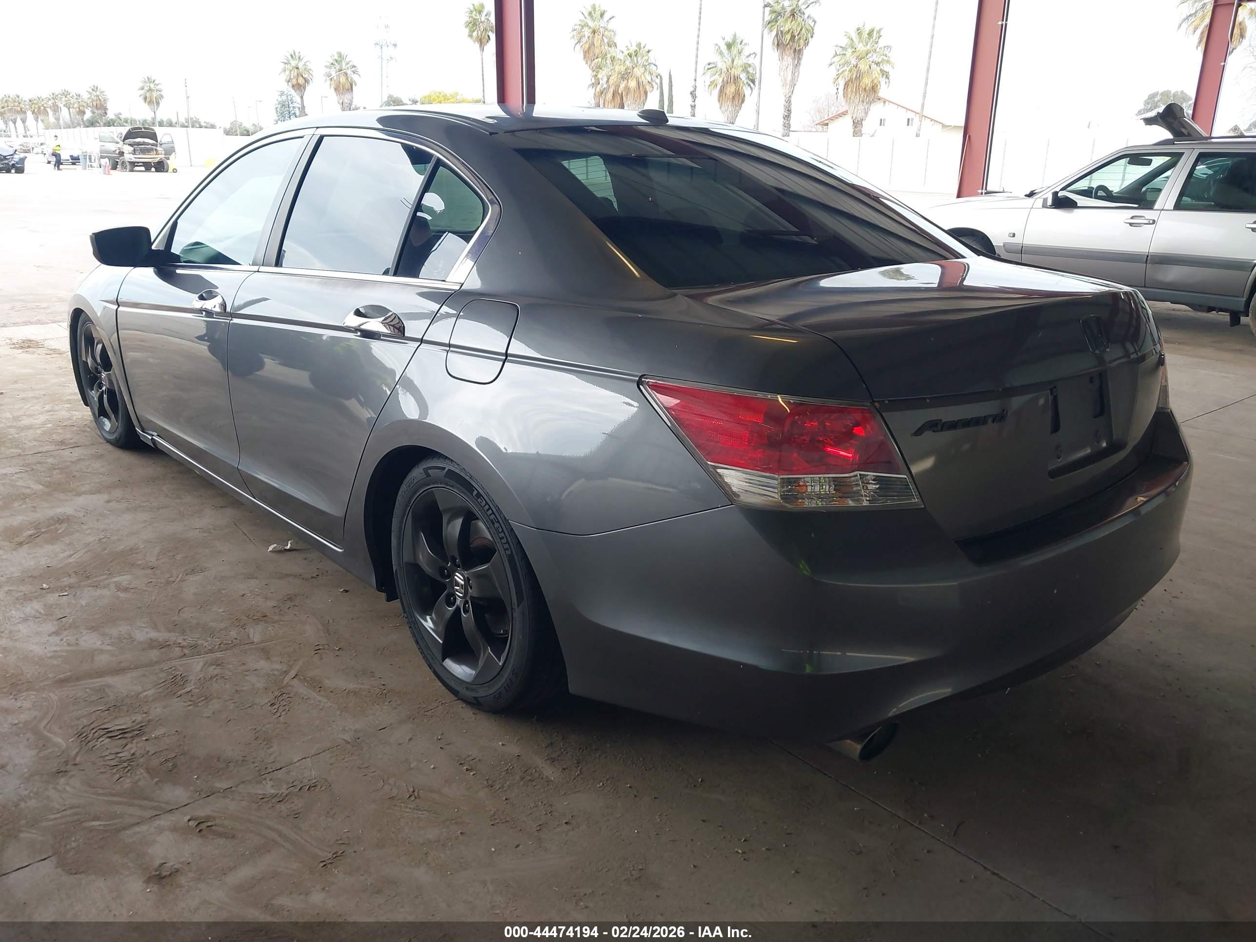 HONDA ACCORD image 3