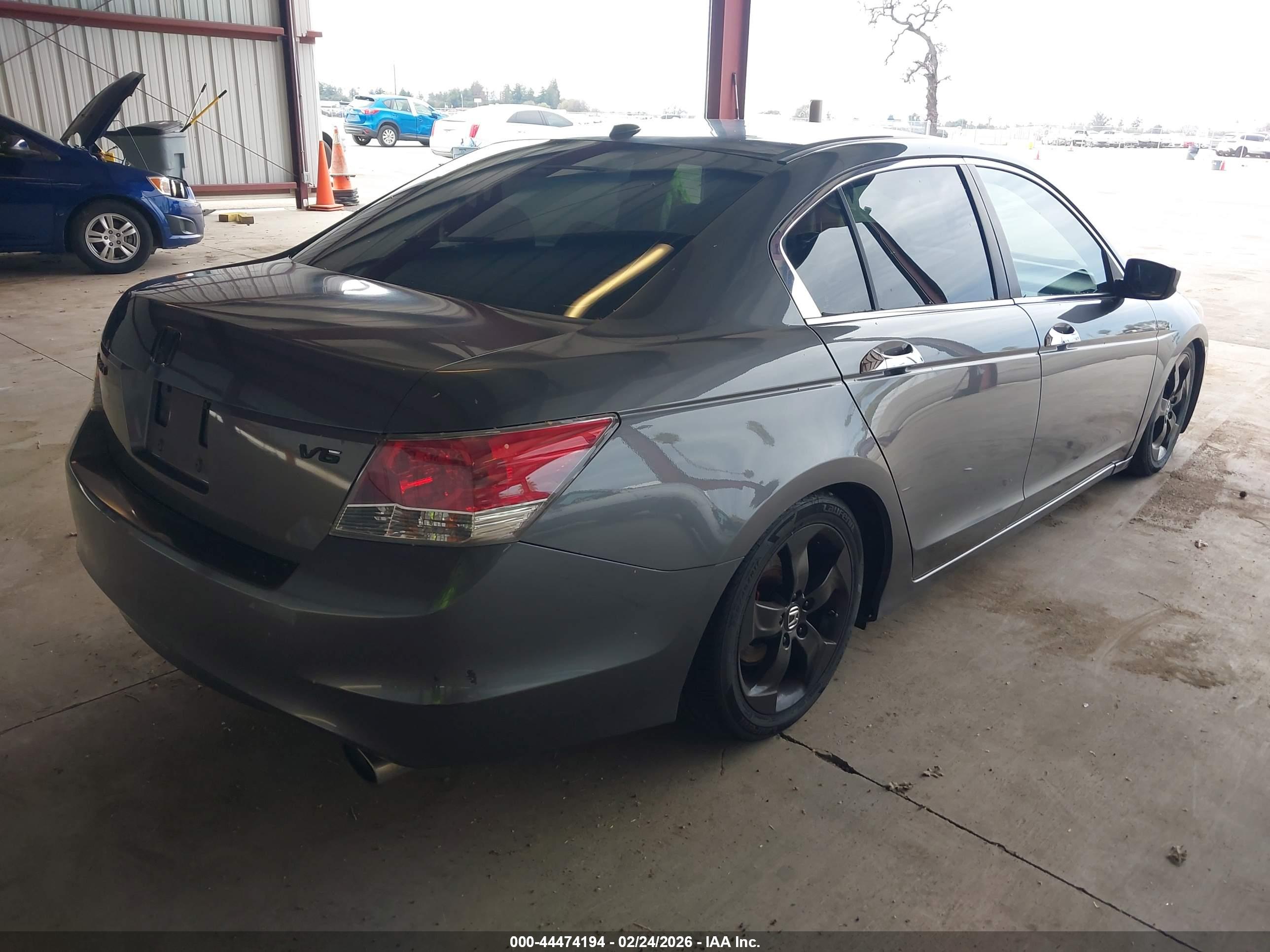 HONDA ACCORD image 4