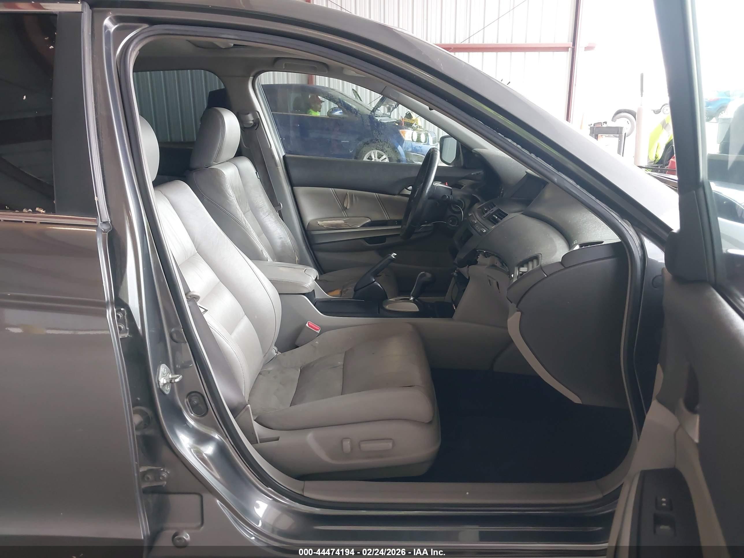 HONDA ACCORD image 5