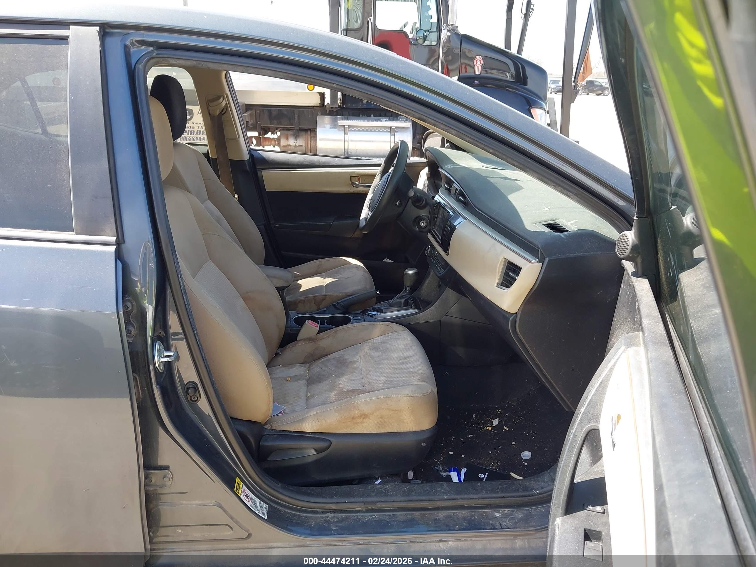 TOYOTA COROLLA image 5