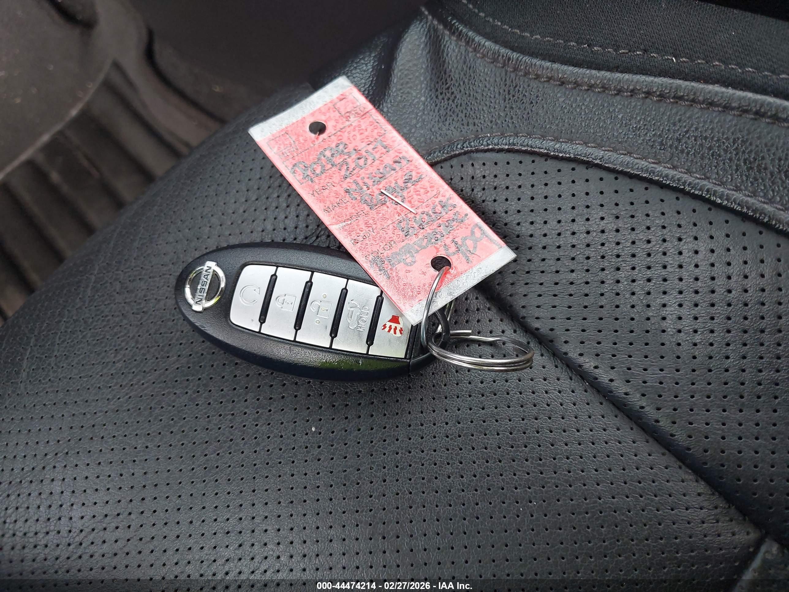 NISSAN ROGUE image 11