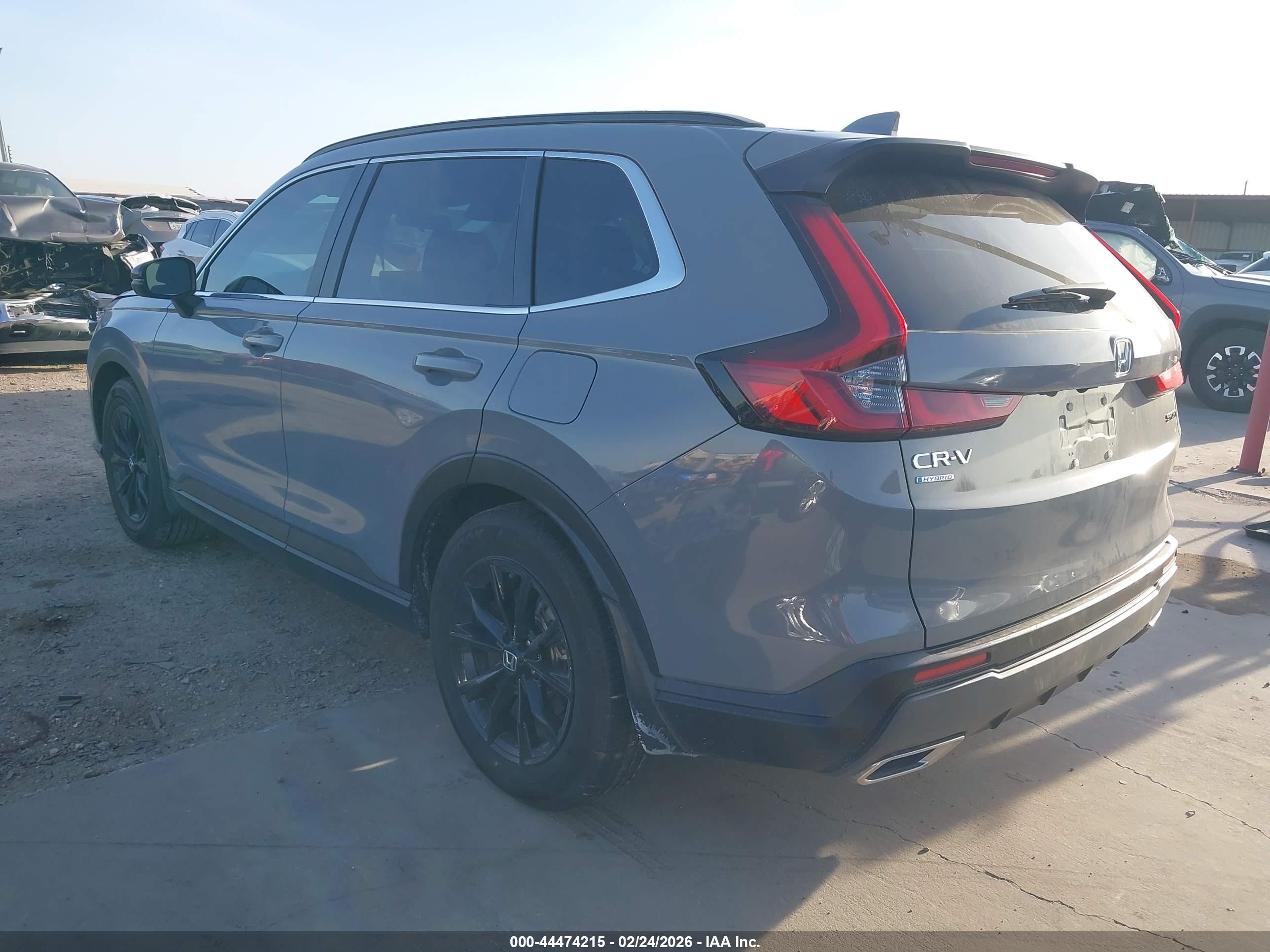 HONDA CR-V image 3