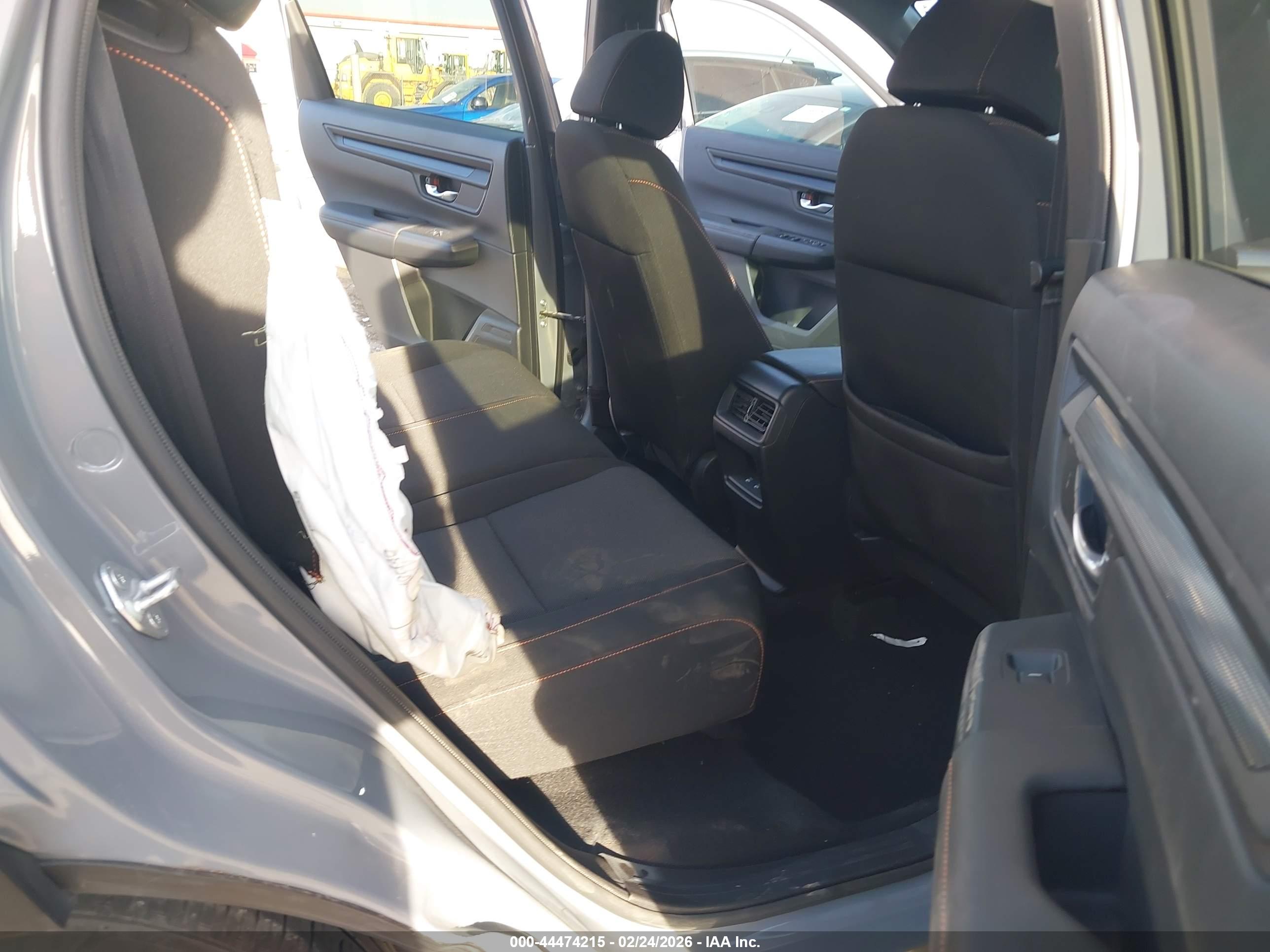 HONDA CR-V image 8