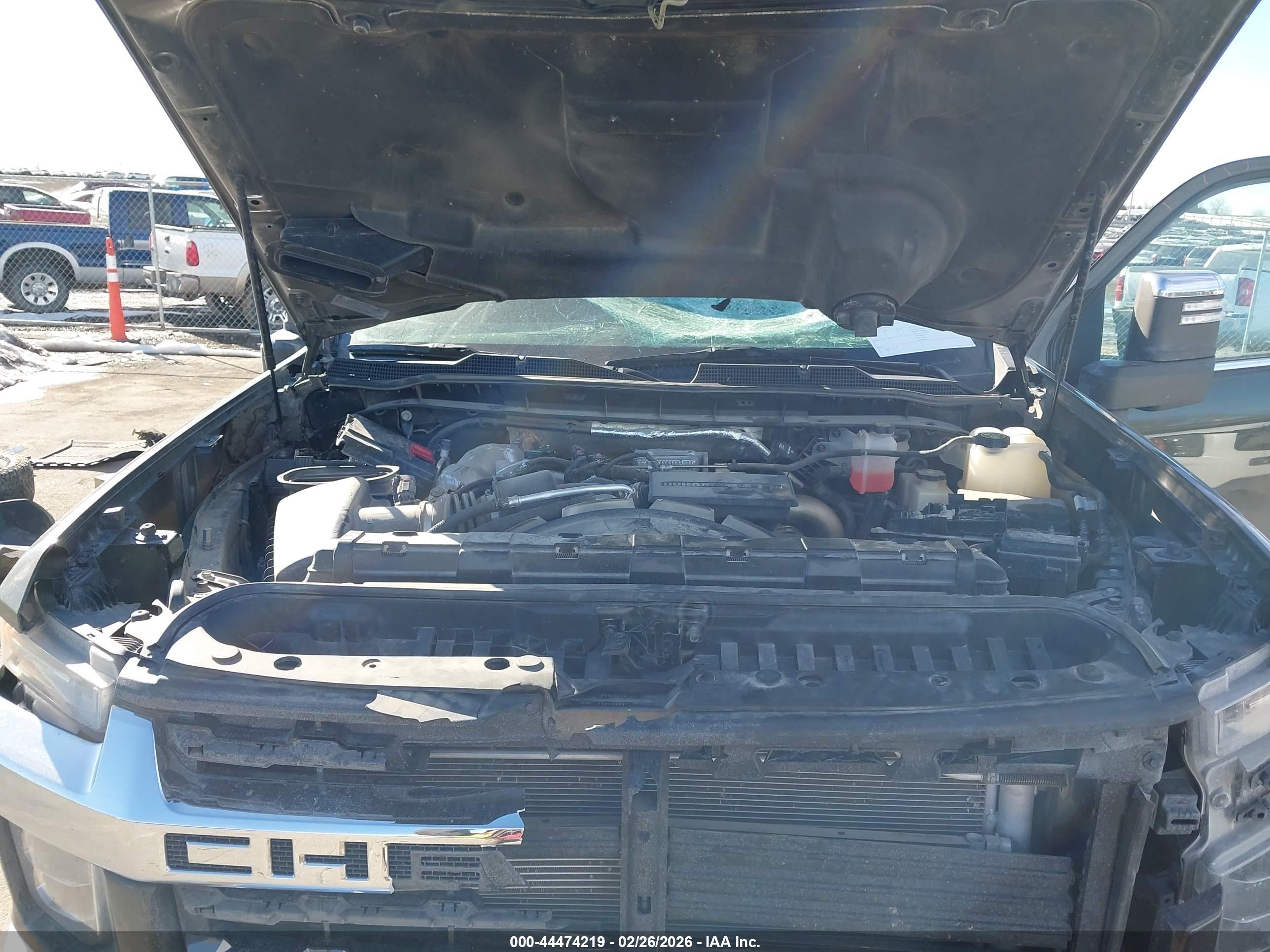 CHEVROLET SILVERADO image 10