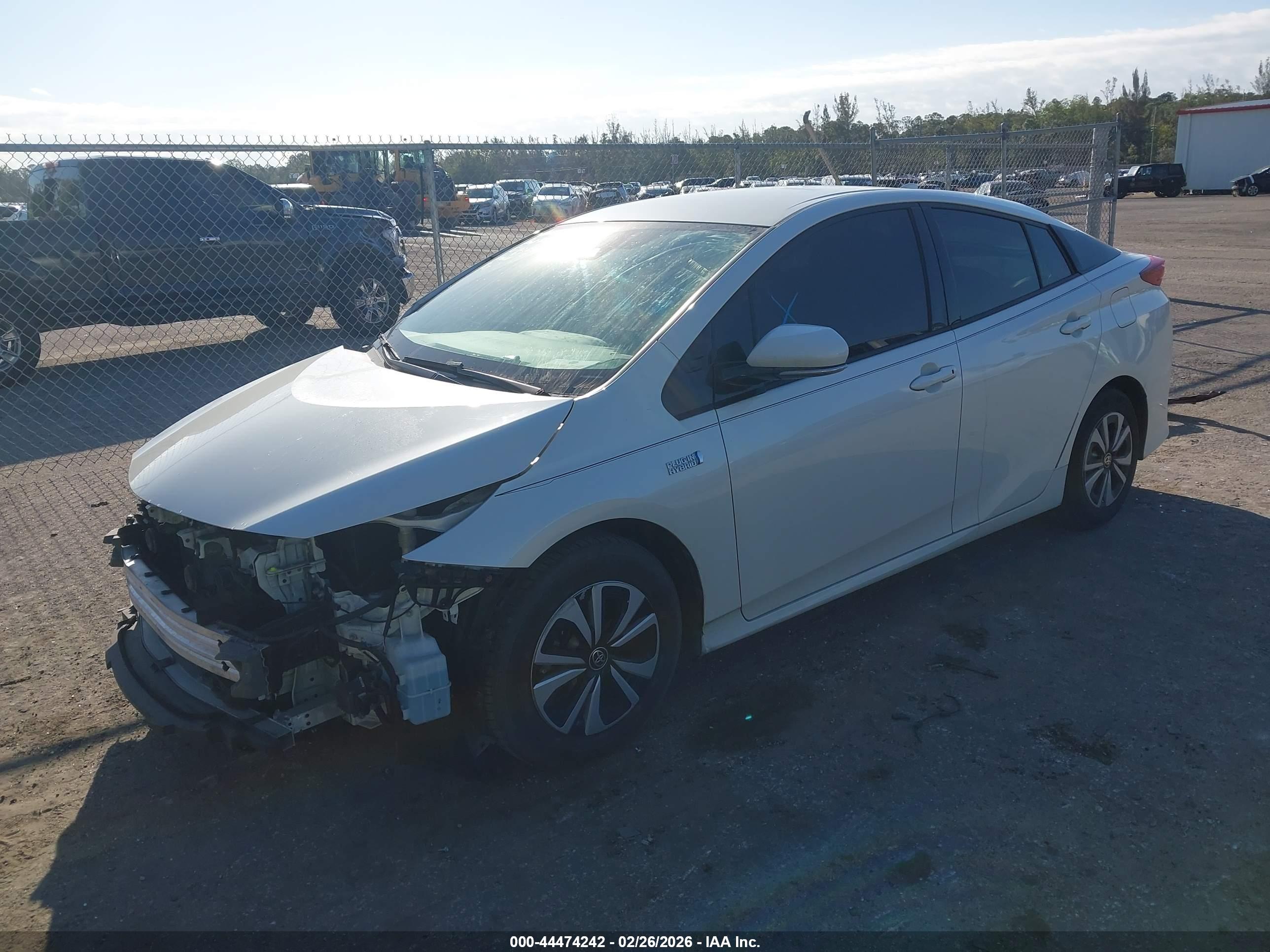 TOYOTA PRIUS image 2