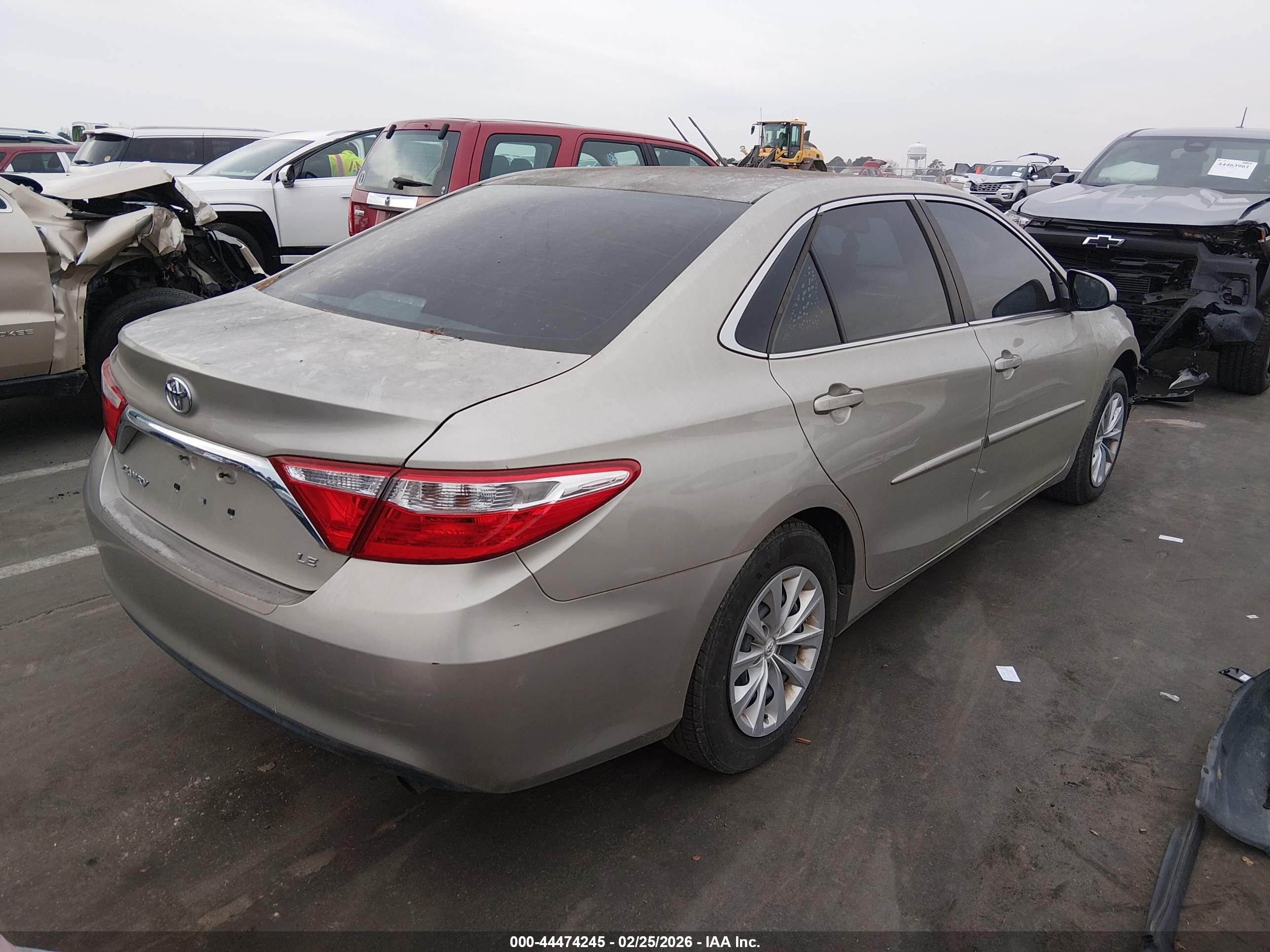 TOYOTA CAMRY image 4